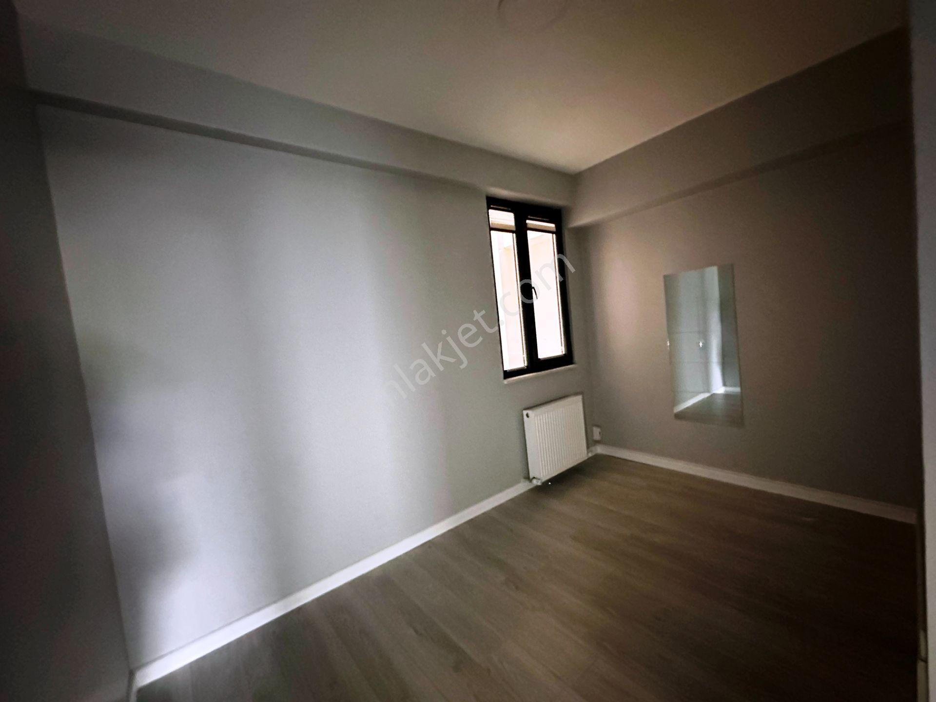 Cevizli Minibüs Yoluna Cephe Yeni Bina 2.kat Otoparklı Kiralık Ofis - Görsel 13