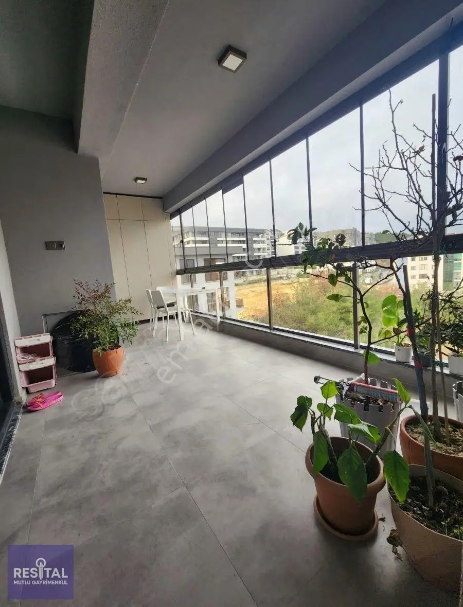 Rsmutlu Kayapa 30 Ağustos Mh Havuzlu Site 2+1 5.kat 92 Net Daire