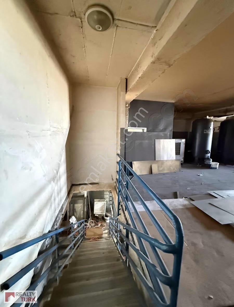 Metal İş Sanayi Sitesi Tabela Değeri Yüksek Kiralık Dükkan - Görsel 3
