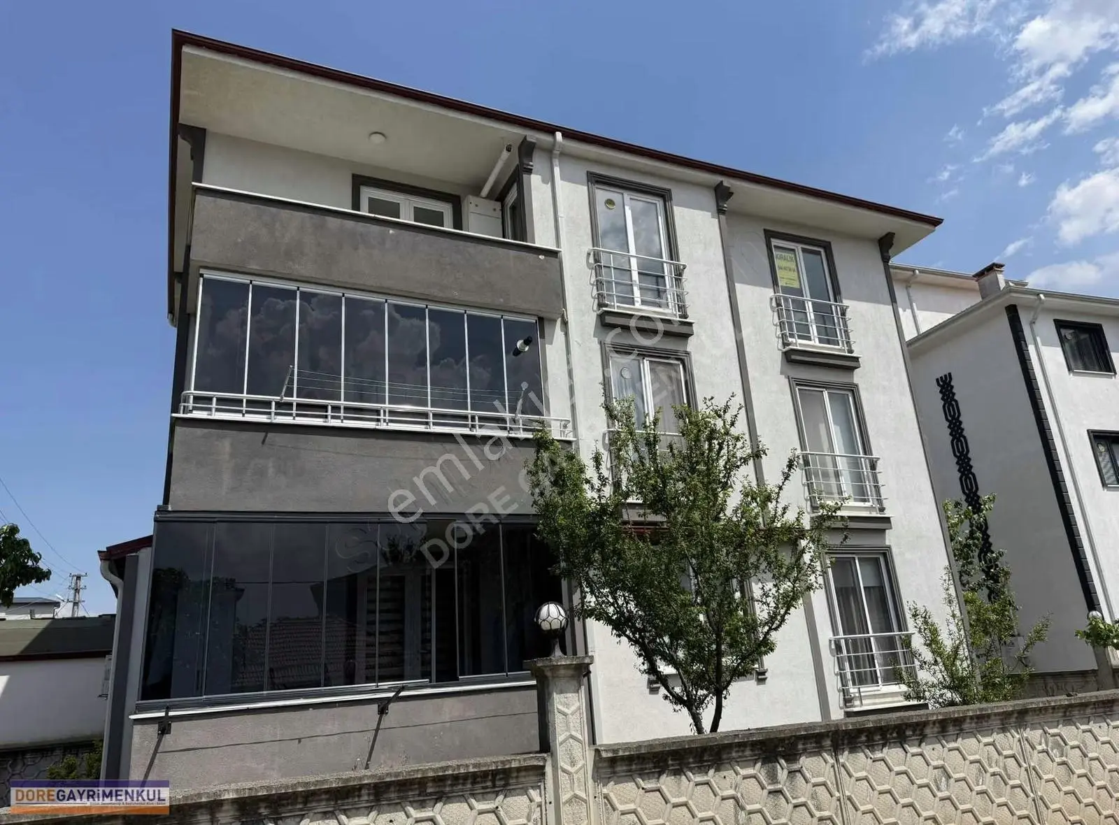 Serdivan'da Kiralık 2+1 Daire, 90m², Merkez Konumda!