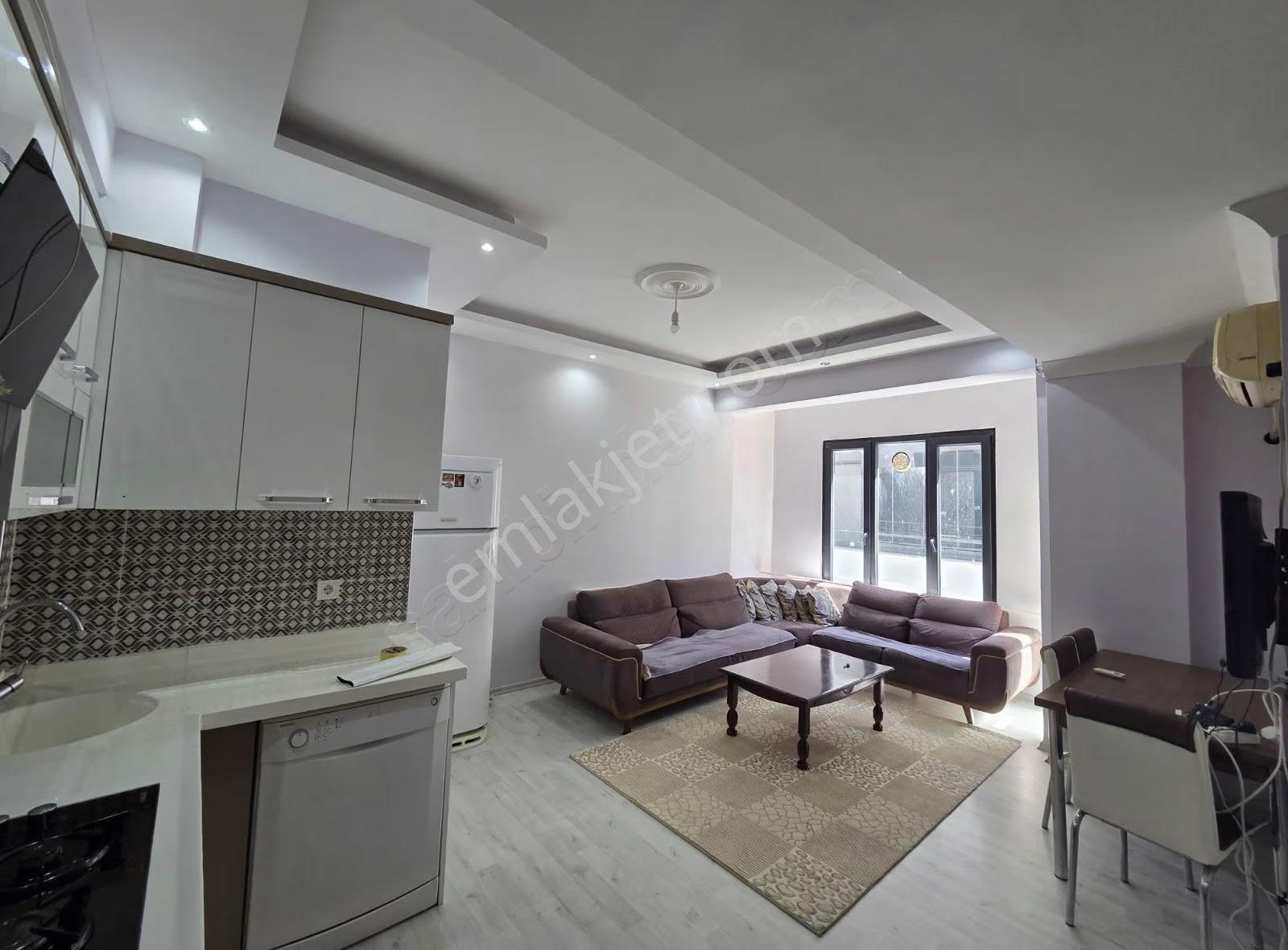 Adliye Arkası Merkezi Konum Eşyalı Kiralık 1+1 Arakat Daire