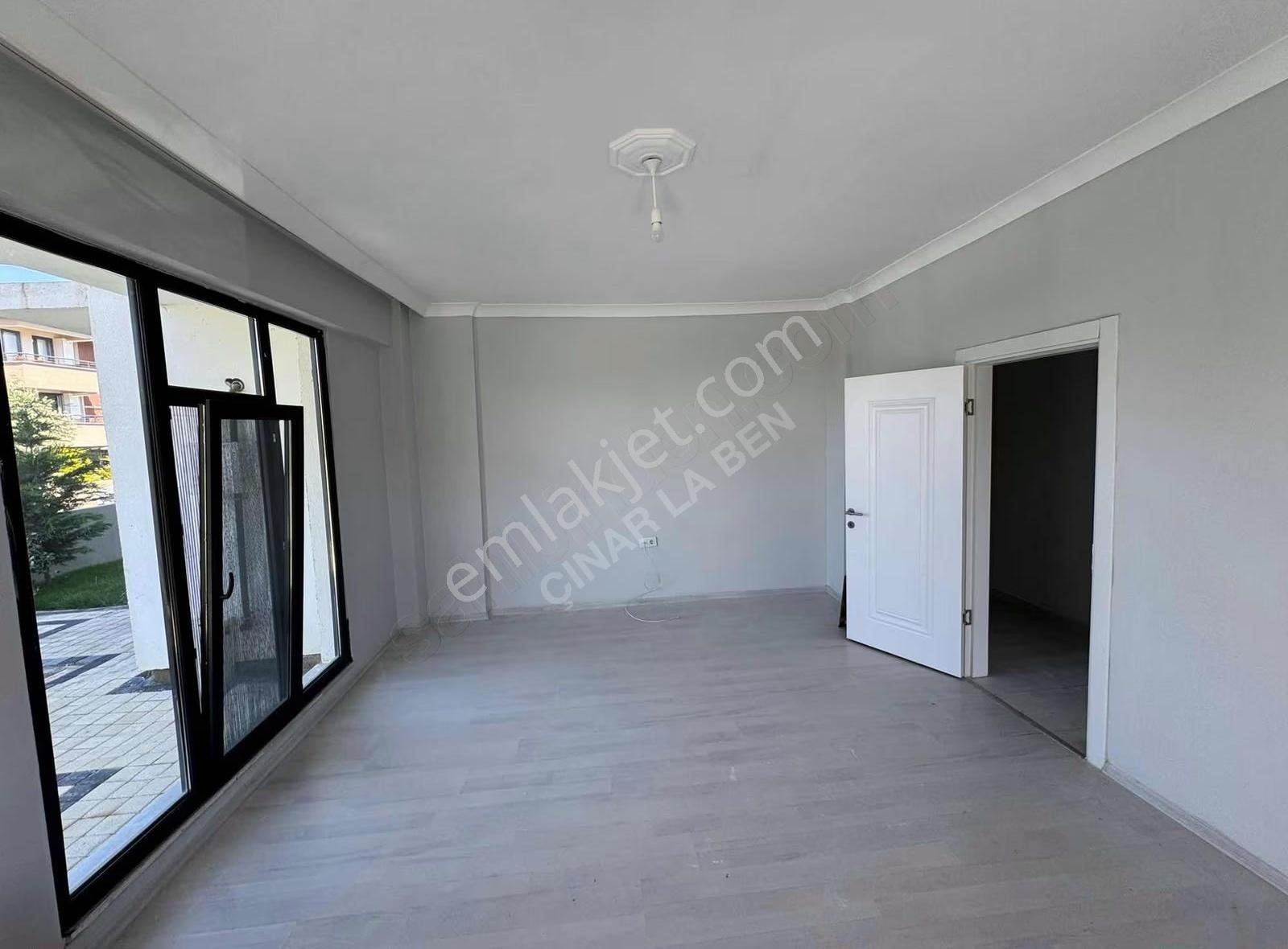 Site İçerisinde 2+1 Geniş Tertemiz Kiralık Daire - Görsel 15