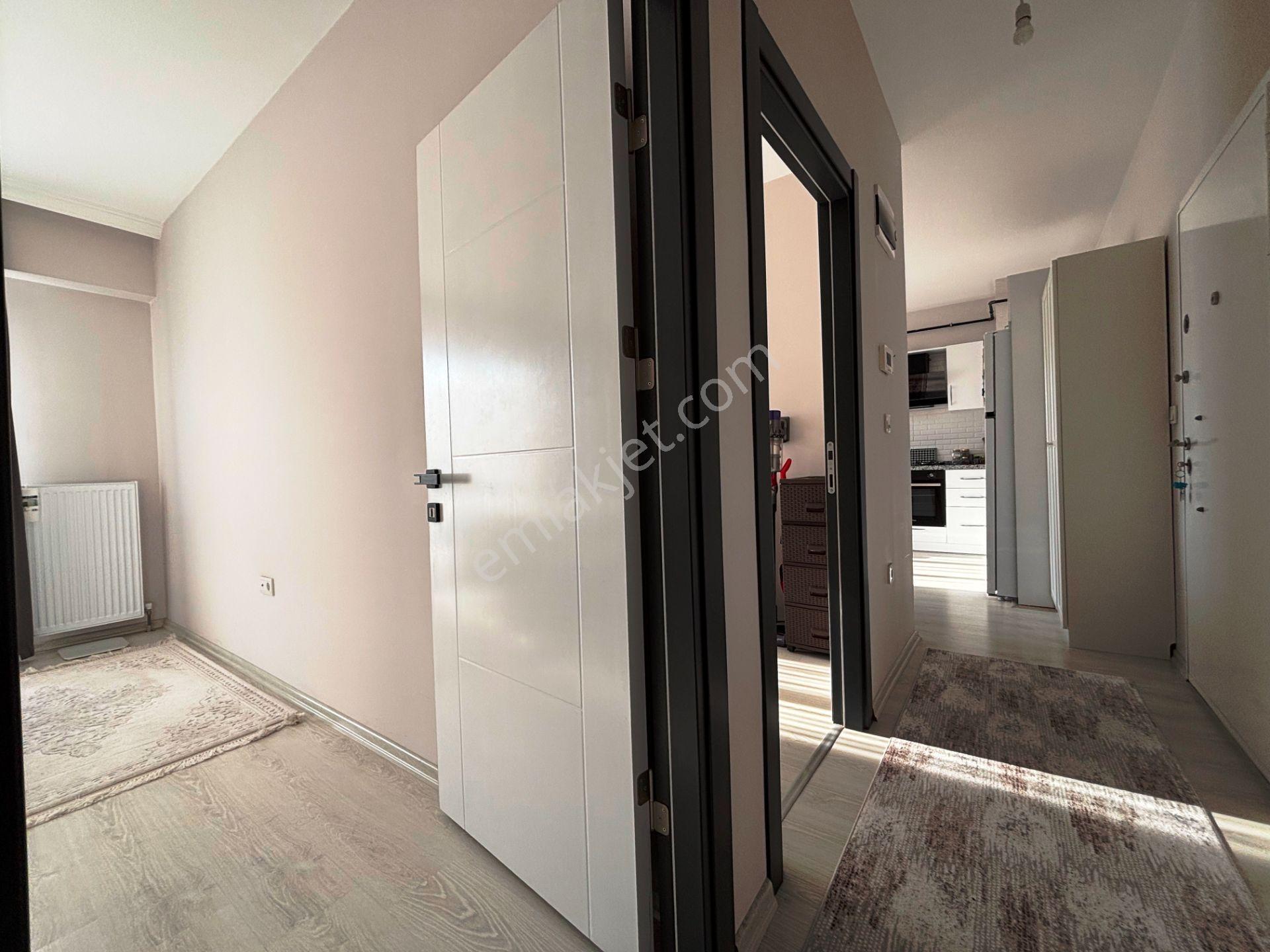 Sabiha Gökçen B Kapısı Karşısı Lunaport Sitesi 80m2 Satılık 2+1 - Görsel 23