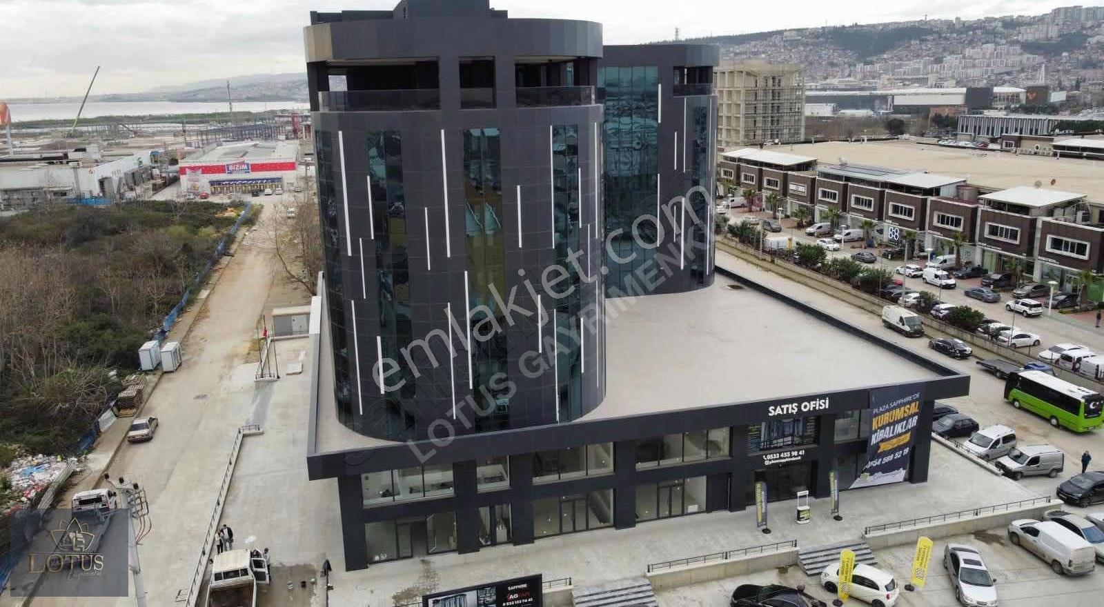 İzmitin En Prestijli Projesi Sapphıre,de 96 M2 Kiralık Mağaza - Görsel 15