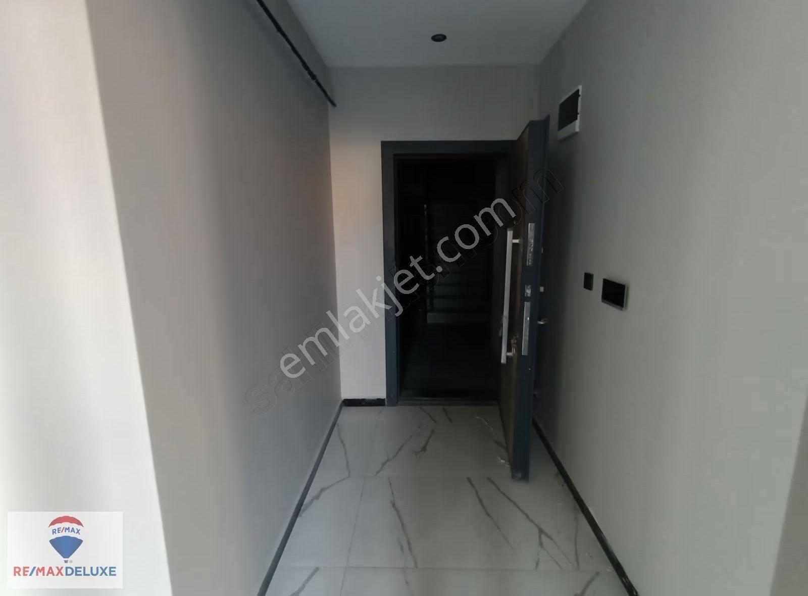 Kartepe Nesibe Aydın'a Yakın Satılık 1+1 Daire - Görsel 18