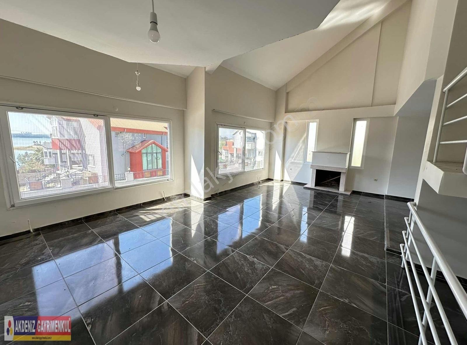 Site İçi 720 M2 Arsa İçerisinde Göl Manzaralı Kiralık Villa - Görsel 11