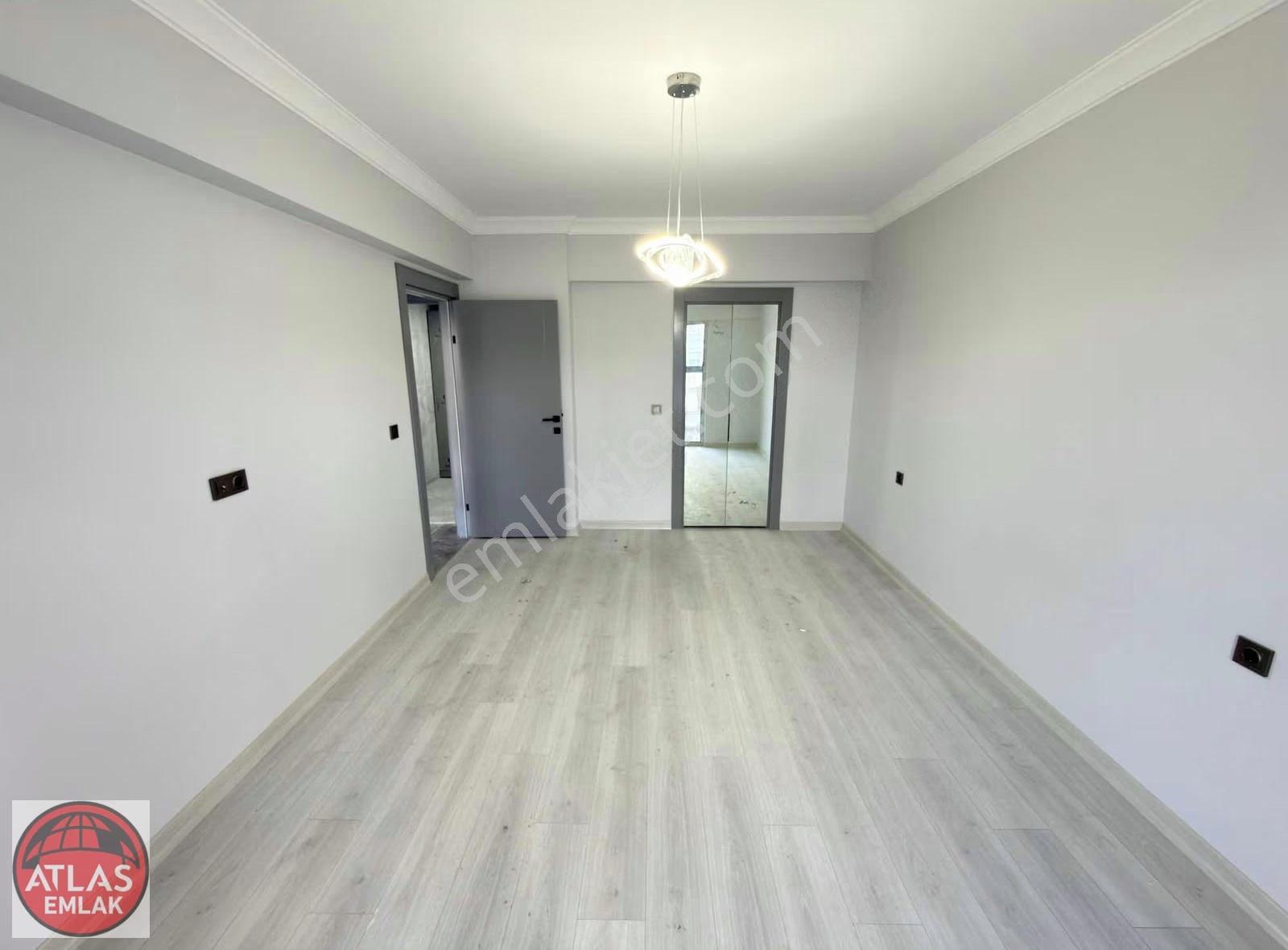 Atlas'tan Site İçerisinde Ortakat Çift Asansör Genişbalkon - Görsel 16