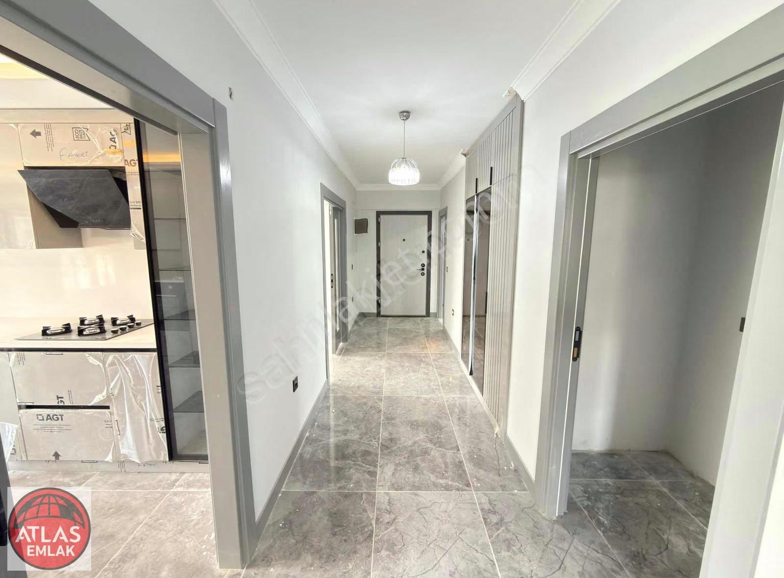Atlas'tan Site İçerisinde Ortakat Çift Asansör Genişbalkon - Görsel 17
