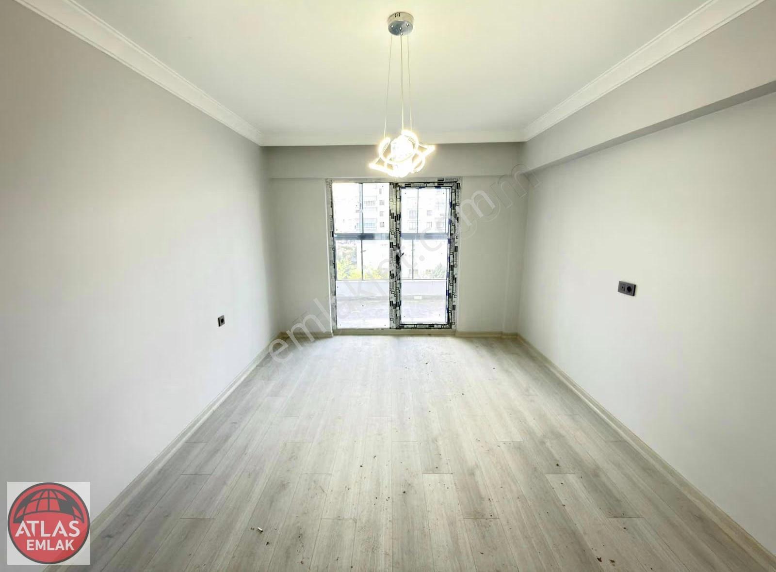 Atlas'tan Site İçerisinde Ortakat Çift Asansör Genişbalkon - Görsel 20