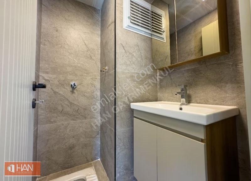 V.aydoğmuş'ta Piyasanın En Güzel Dairesi Havuzlu 140 M2 3+1 - Görsel 20