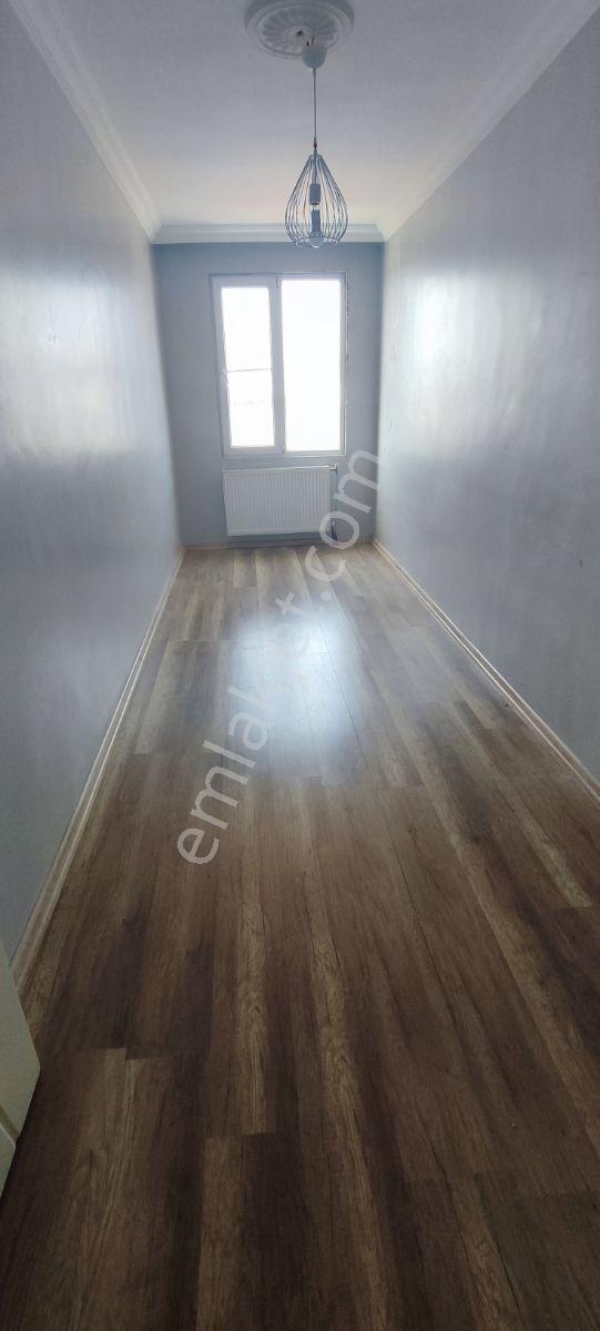 Uçardan Ana Cadde Üzerinde Kiralık 3+1 Ebeveyn Banyolu Daire - Görsel 10