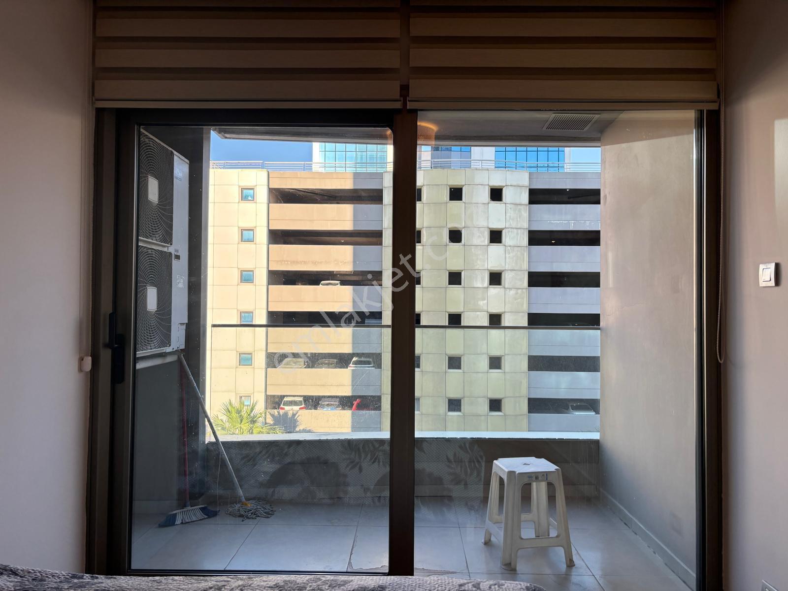Alsancak Port Rezidans’ta 2+1 Otoparklı Eşyalı Kiralık Daire! - Görsel 13