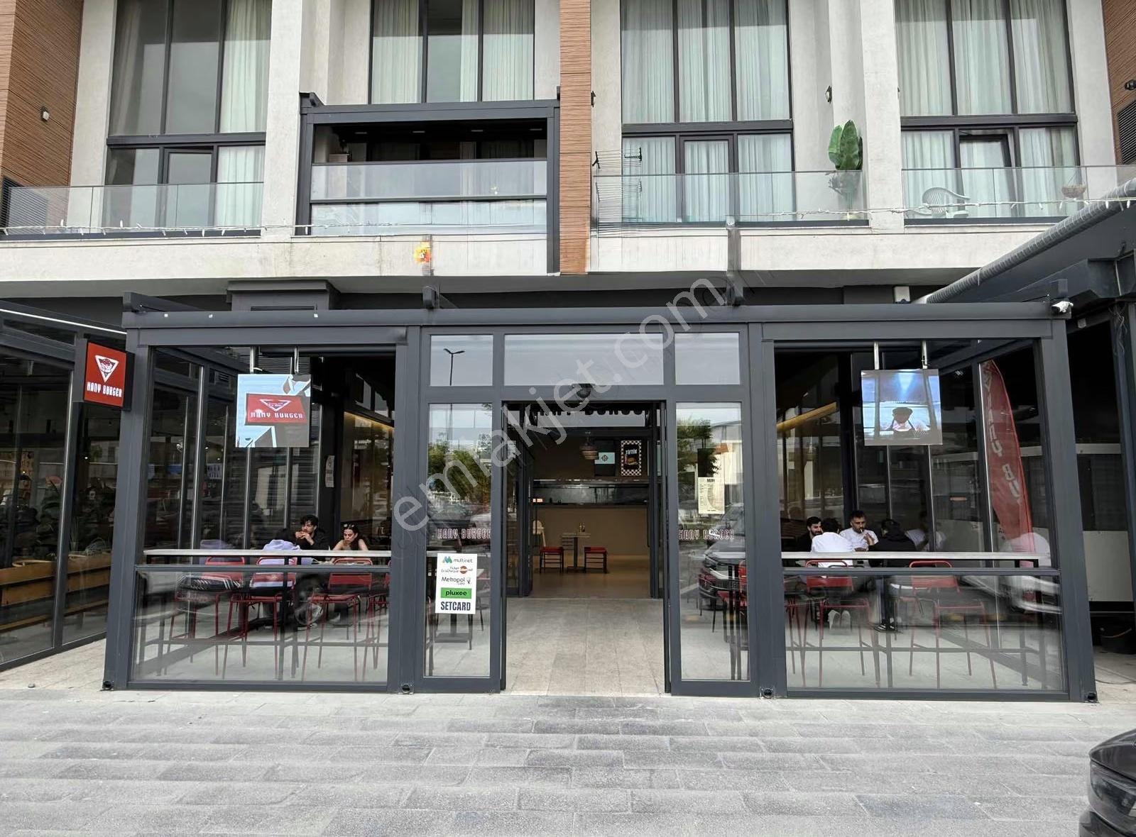 İn Mari Projesinde Kurumsal Kiracılı 300m2 Dükkan + Açık Alan - Görsel 14