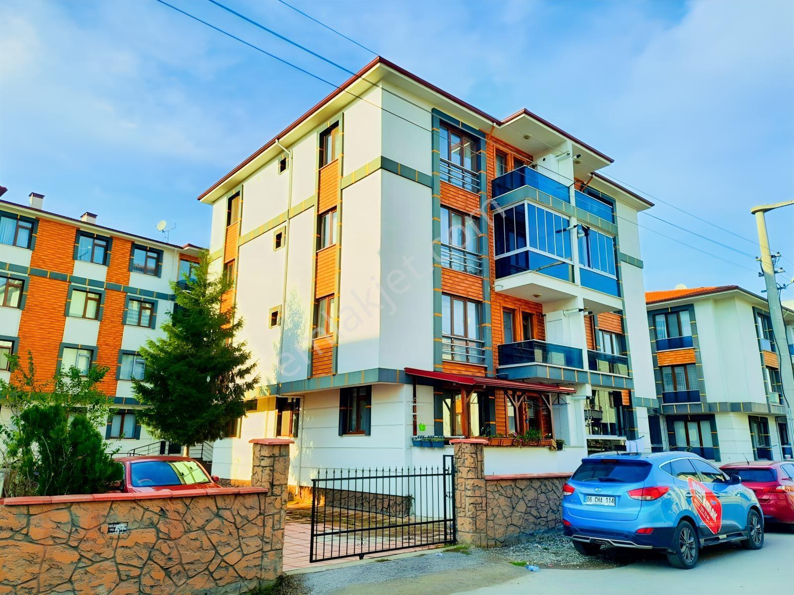 Hak Emlak'tan Aziziye Mahallesinde Kiralık 2+1 Geniş Daire - Görsel 25