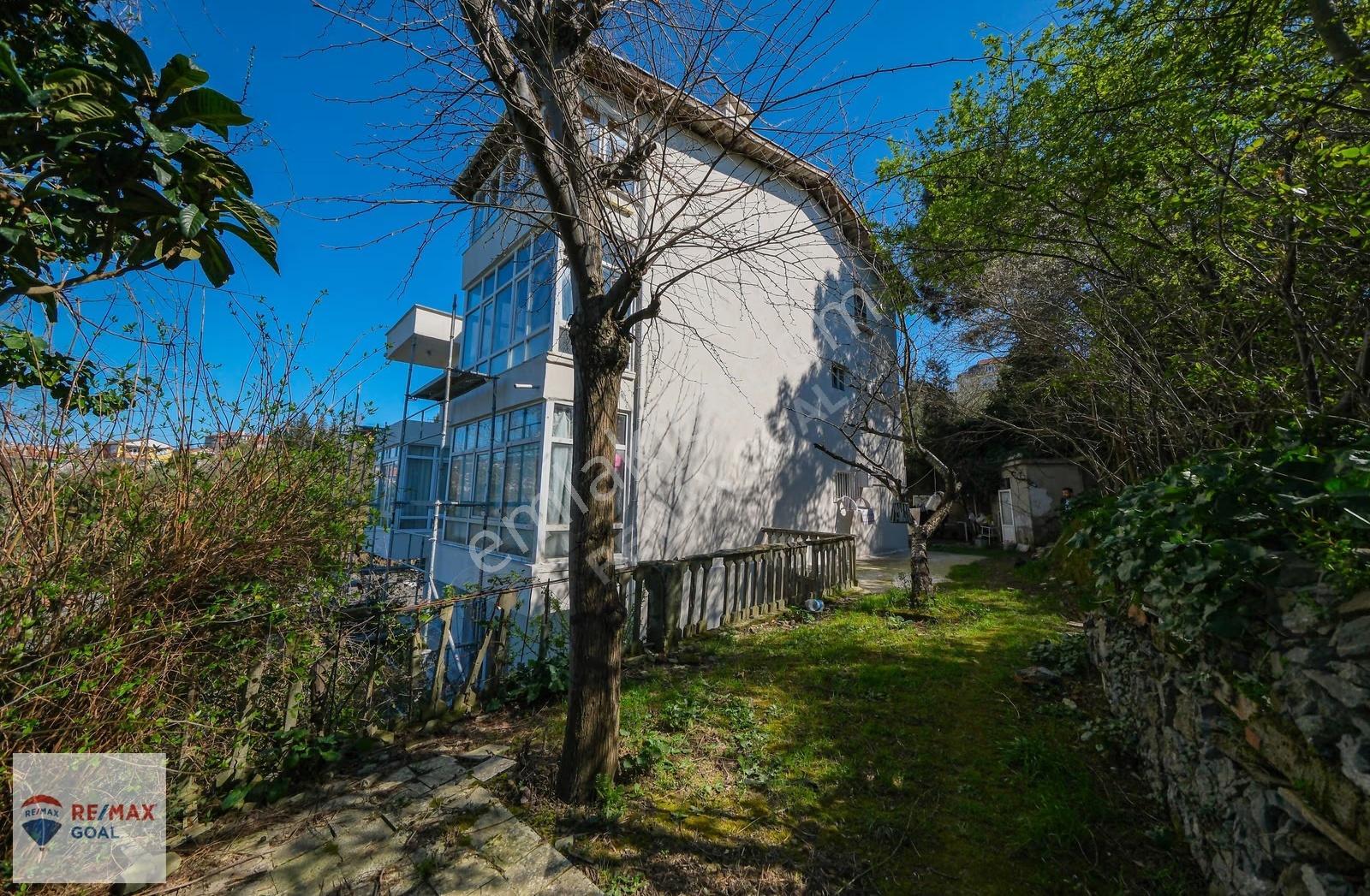 Remax Şirvan'dan Panoramik Boğaz Manzaralı Triplex Müstakil Ev - Görsel 26