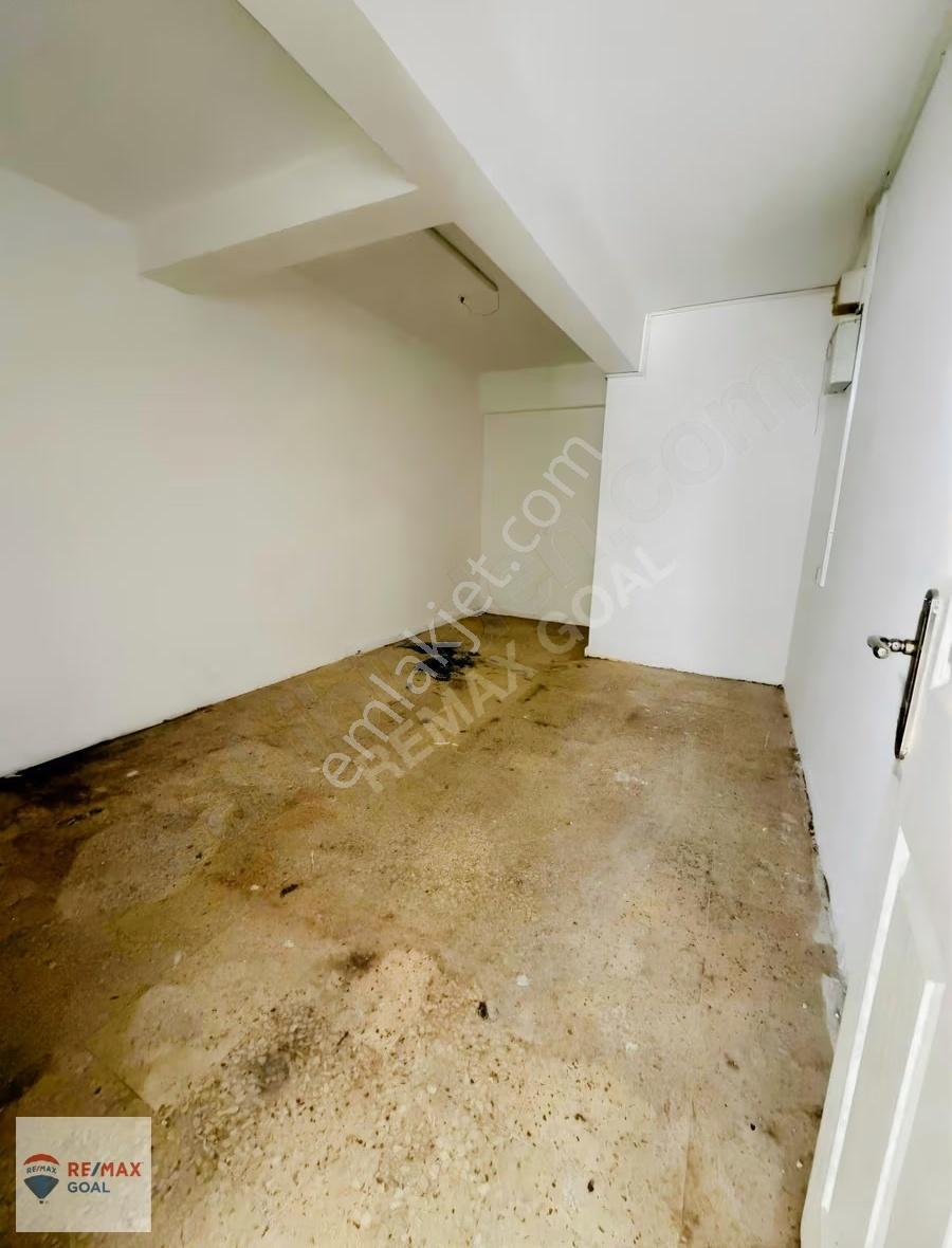 Cadde Yakını Birçok İş Koluna Uygun Kiralık Geniş Dükkan - Görsel 15