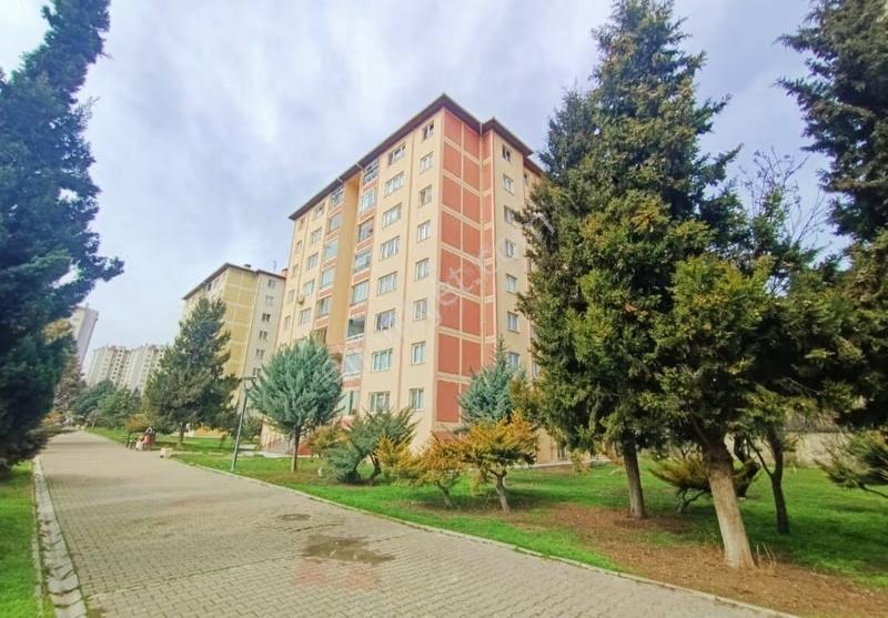 Buğra Dan Spor Sitesinde 24 Saat Güvenlikli Ara Katta 3+1 Daire - Görsel 3