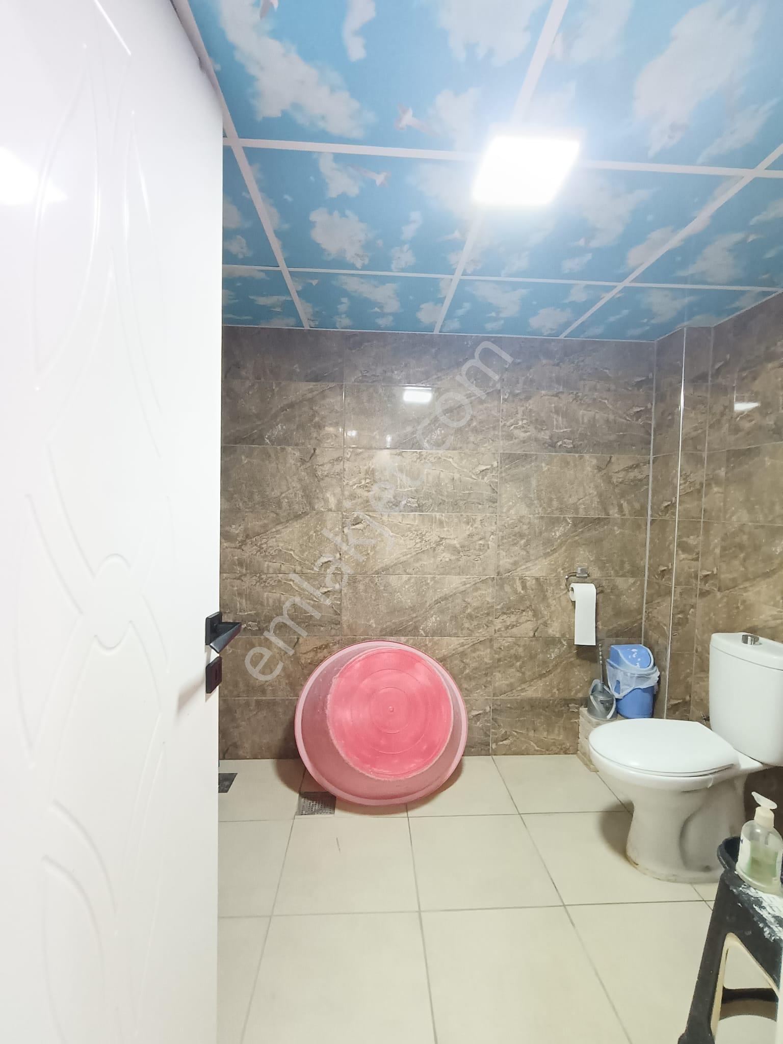 Sırakapılar Mahallesinde Yüksek Zemin Kat İçi Komple Yenilenmiş Yerden Isıtma 2+1/120 M2 Daire !!! - Görsel 11