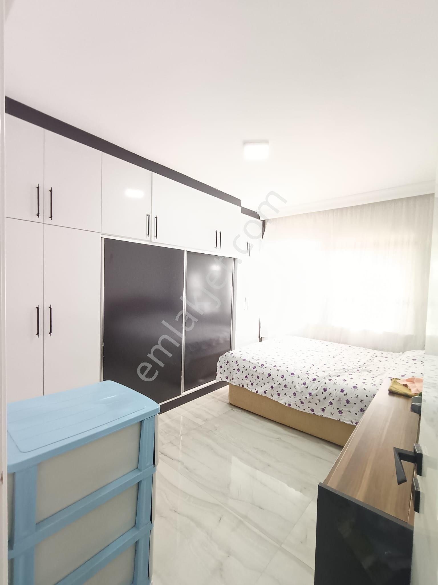 Sırakapılar Mahallesinde Yüksek Zemin Kat İçi Komple Yenilenmiş Yerden Isıtma 2+1/120 M2 Daire !!! - Görsel 6