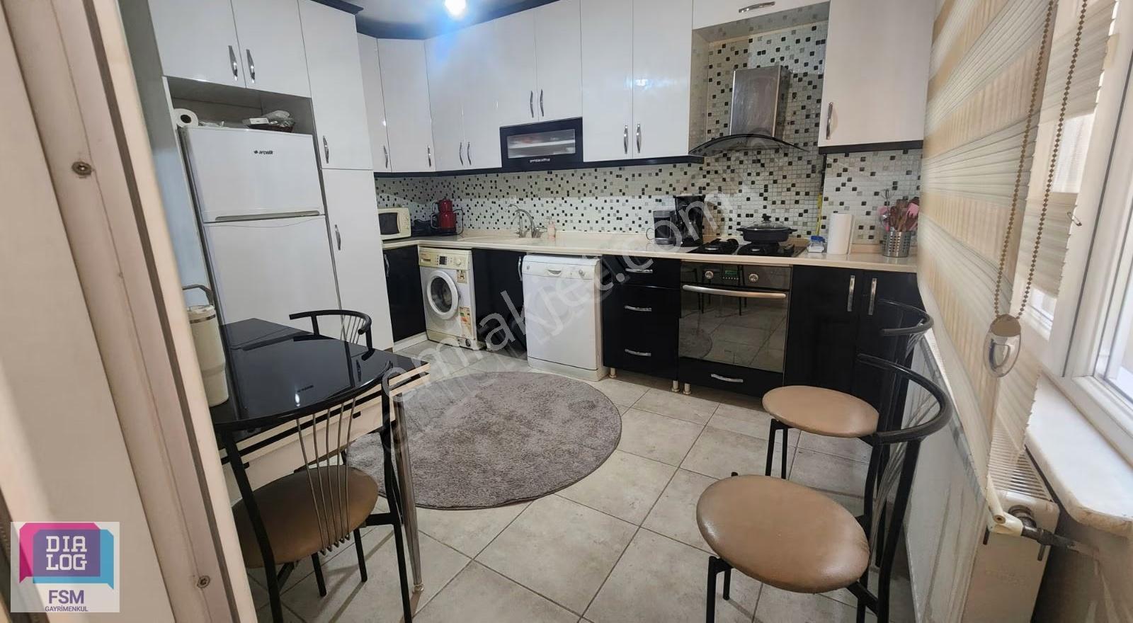 Satılık 4+1 Dubleks Daire Metroya Yakın Ana Yola Yakın - Görsel 13