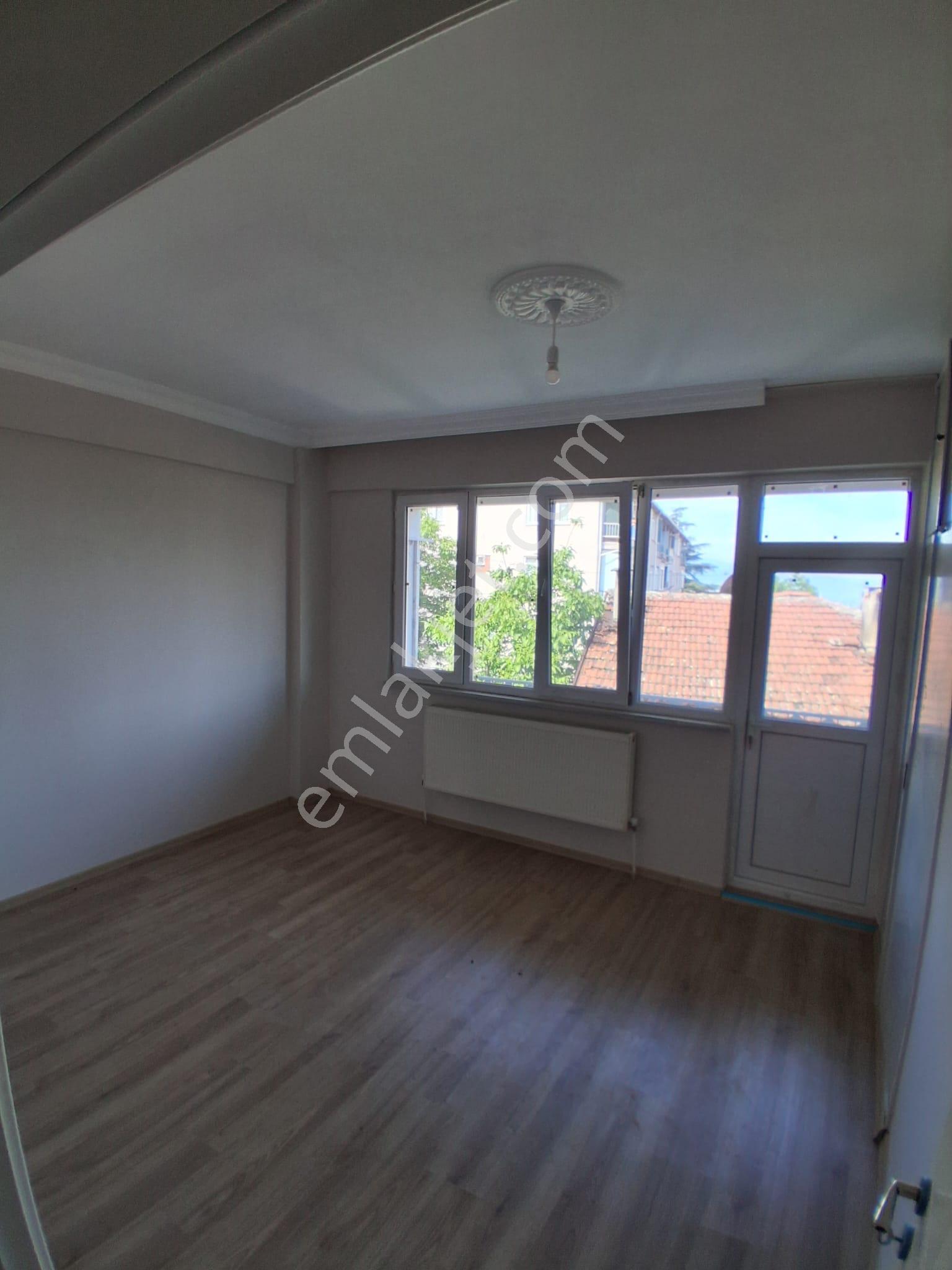 Adalet Gold Group Emlak'tan Şair Emrah Mahallesinde Uygun Fiyata 2+1 Kiralık Daire Bu Fırsat Kaçmaz - Görsel 3