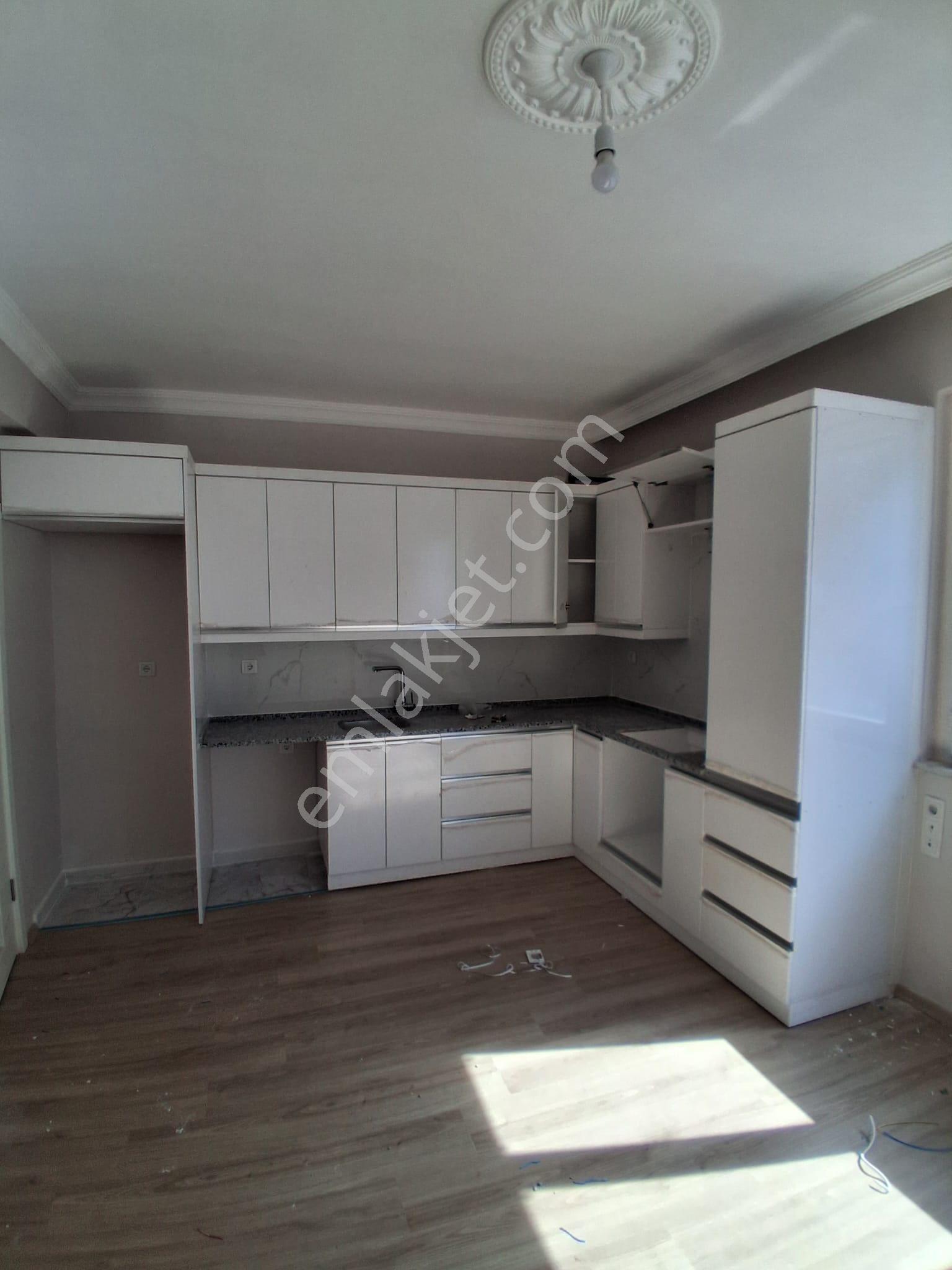 Adalet Gold Group Emlak'tan Şair Emrah Mahallesinde Uygun Fiyata 2+1 Kiralık Daire Bu Fırsat Kaçmaz