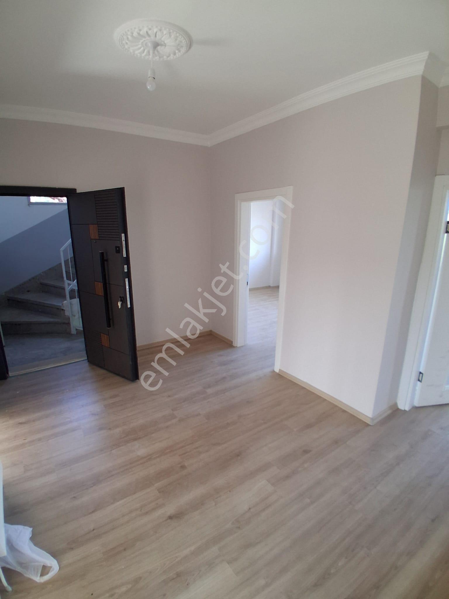 Adalet Gold Group Emlak'tan Şair Emrah Mahallesinde Uygun Fiyata 2+1 Kiralık Daire Bu Fırsat Kaçmaz - Görsel 4