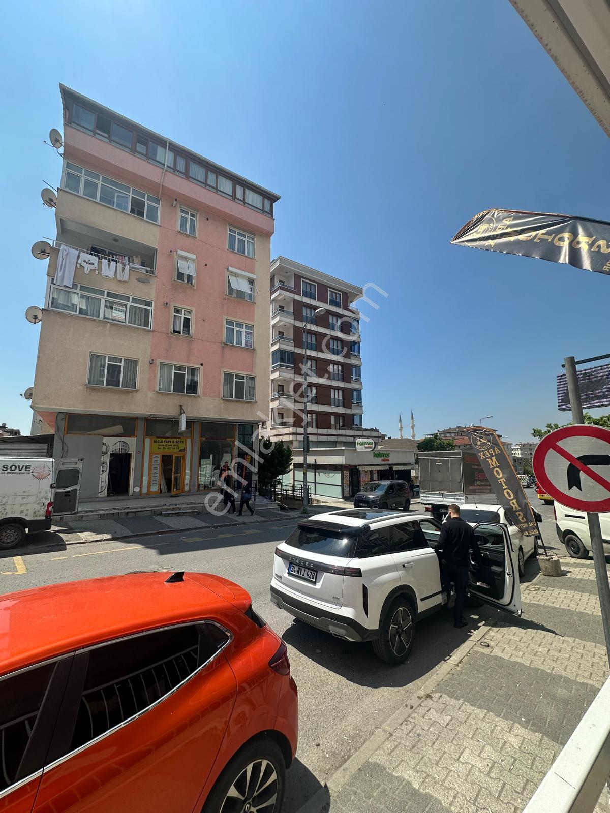 Maltepe Zümrütevler'de Oldukça Kullanışlı 2+1 Satılık Daire - Görsel 19
