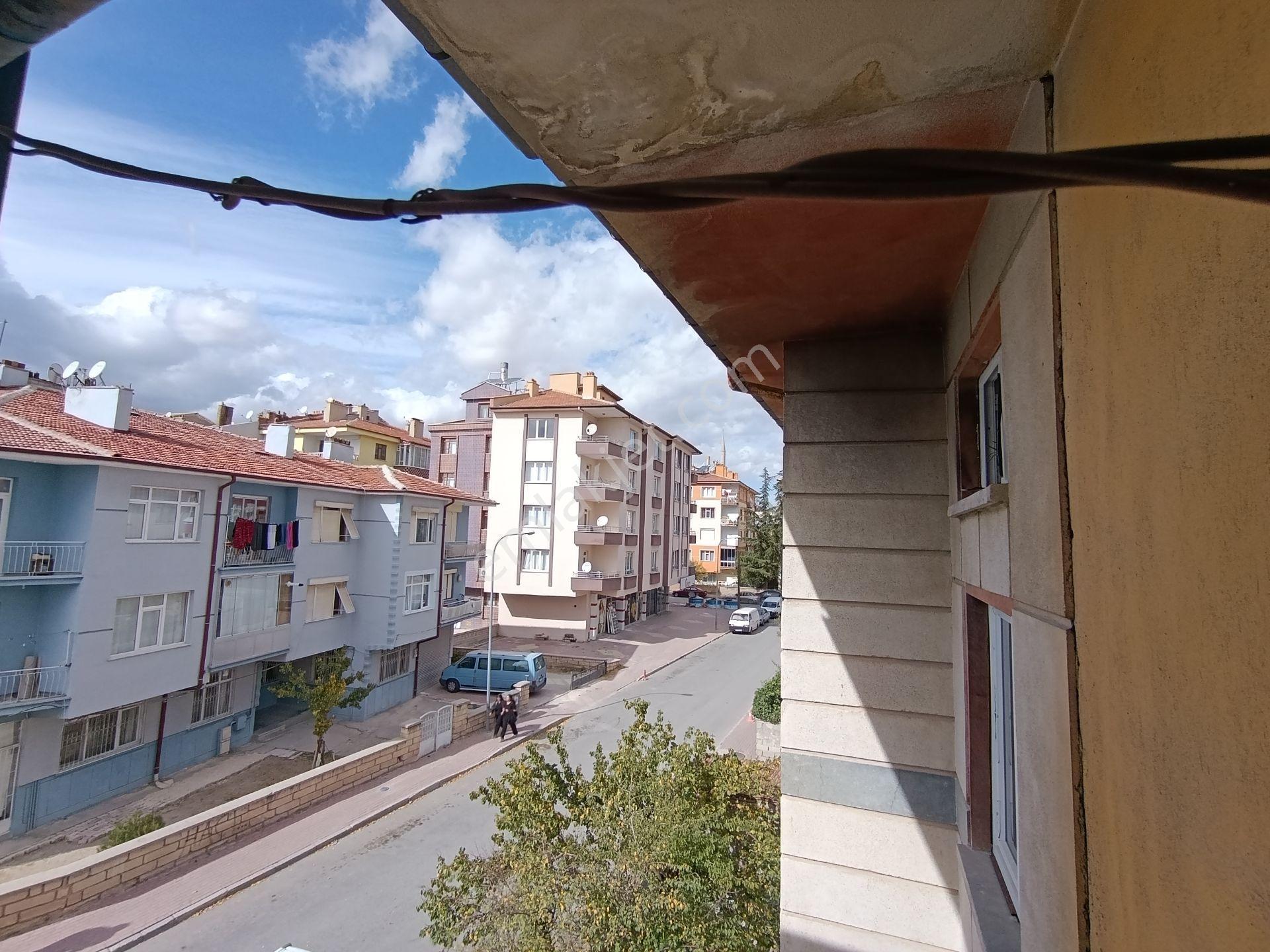 Işıklar Mahallesin De 3 Katlı Komple Acil Satılık Bina - Görsel 22
