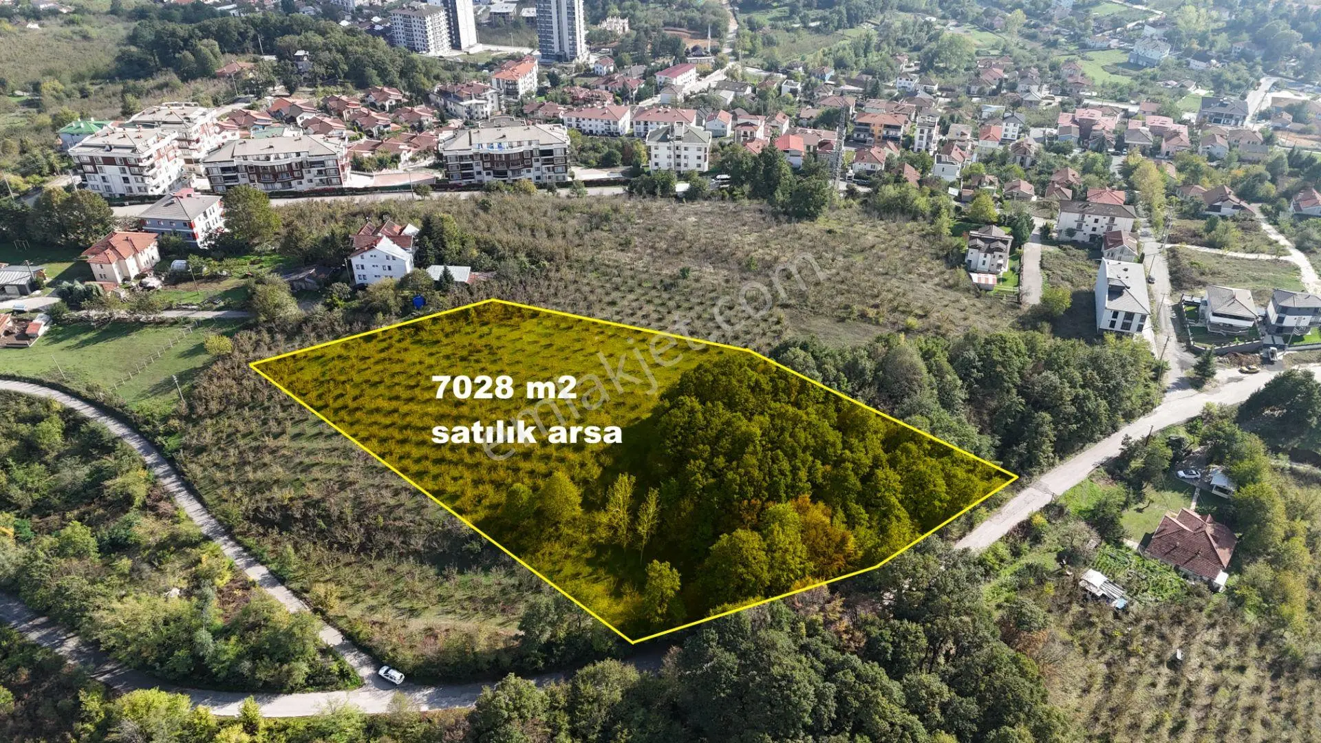 Konuralpte Satılık 3 Kat %40 Konut İmarlı 7027 M2 Arsa
