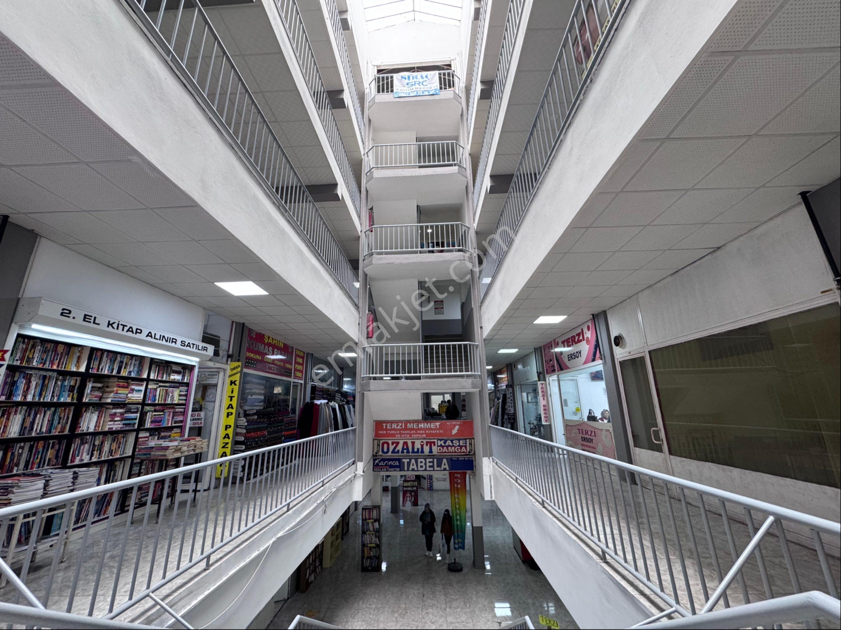 Sincan Merkezde Pasaj İçinde 25m2 Genişliğinde Satılık Dükkan - Görsel 11