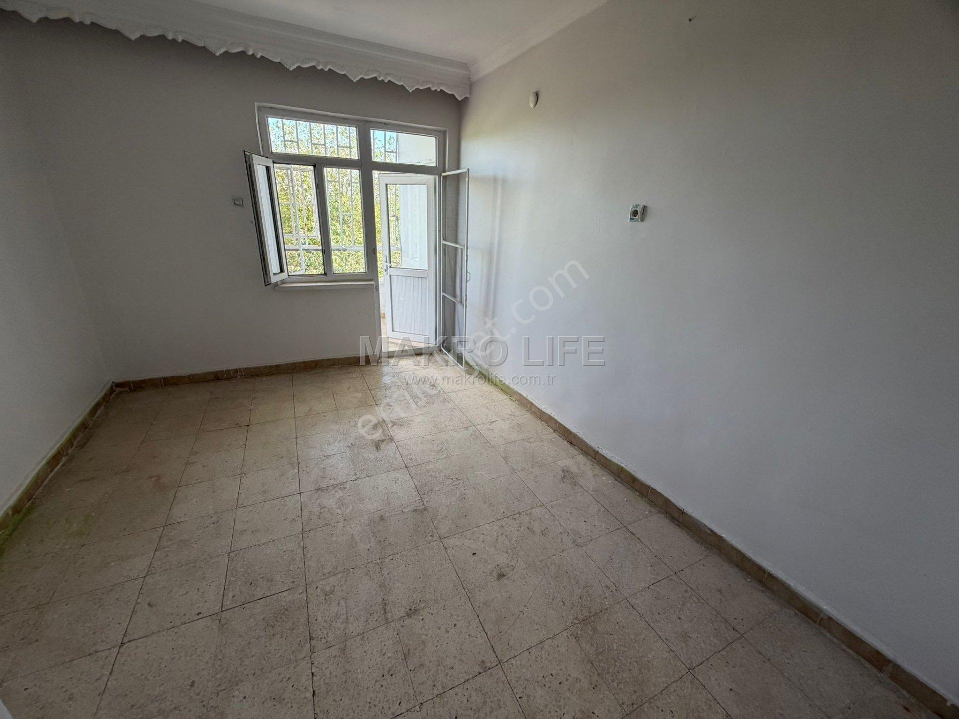 Bağcılarda Uygun Fiyatlı 5+1 500 M2 Satılık Villa - Görsel 5