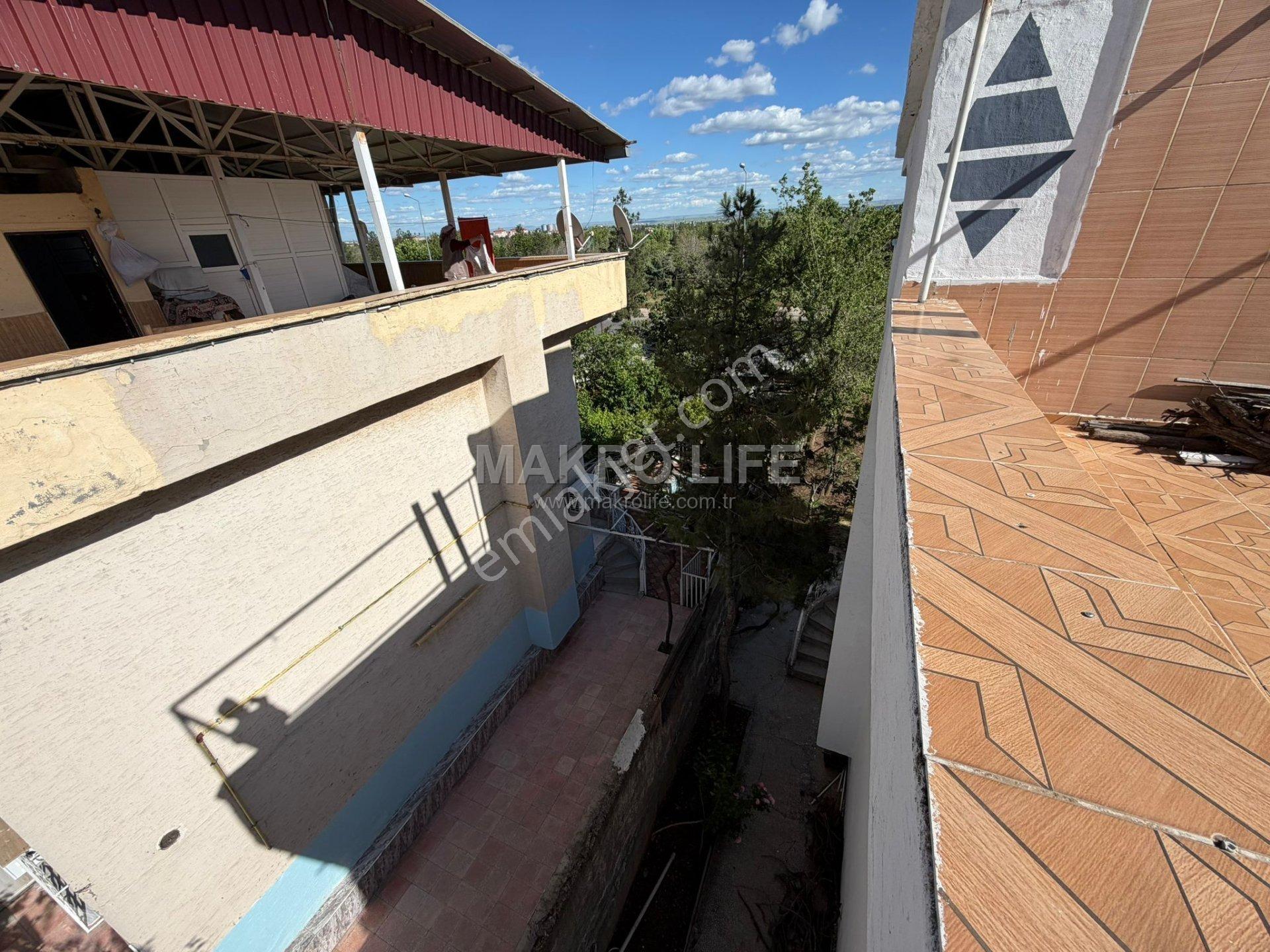 Bağcılarda Uygun Fiyatlı 5+1 500 M2 Satılık Villa - Görsel 16