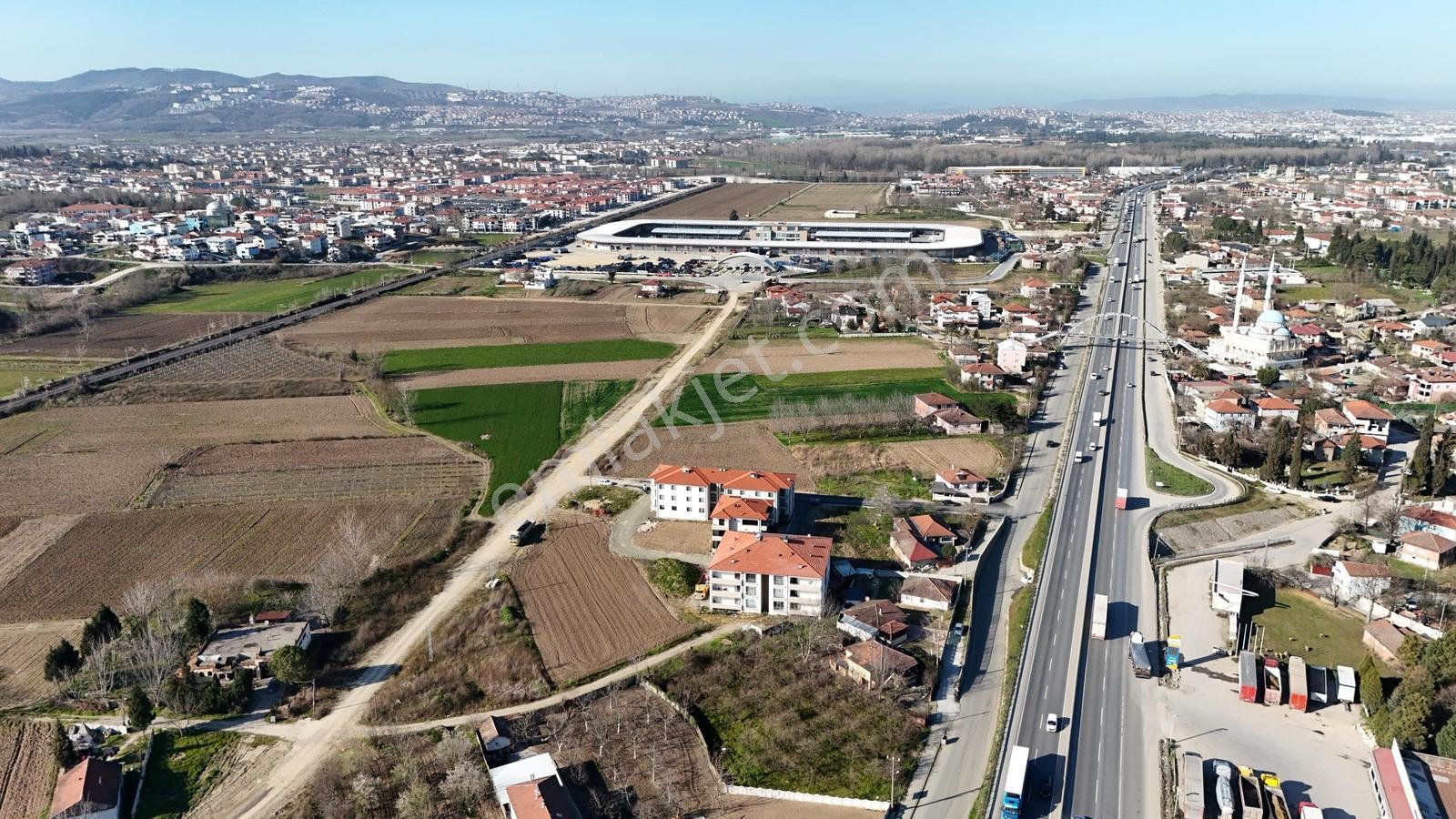 Arifiye Kirazca'da 2108 M² Anayol Üzeri Ticari İmarlı Arsa - Görsel 6