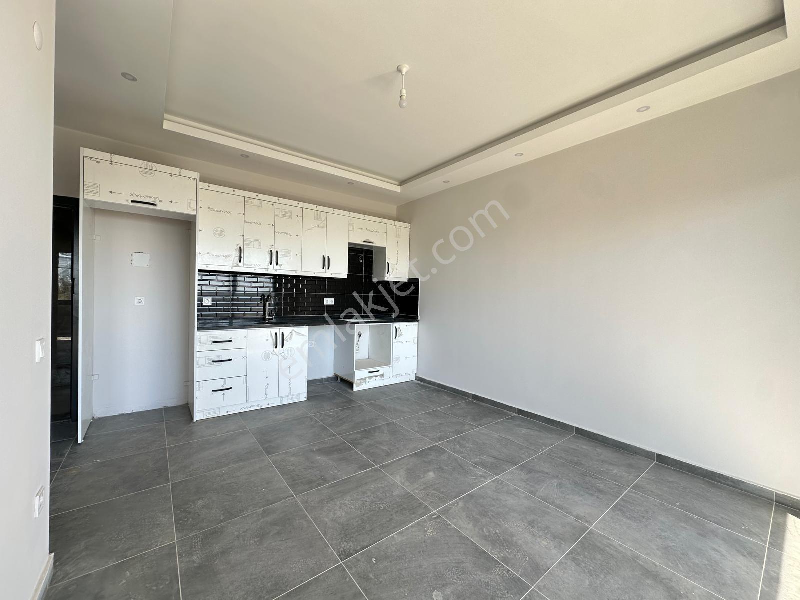 Alanya Çıplaklı'da Kiralık 1+1 Amerikan Mutfak Daire - Görsel 5