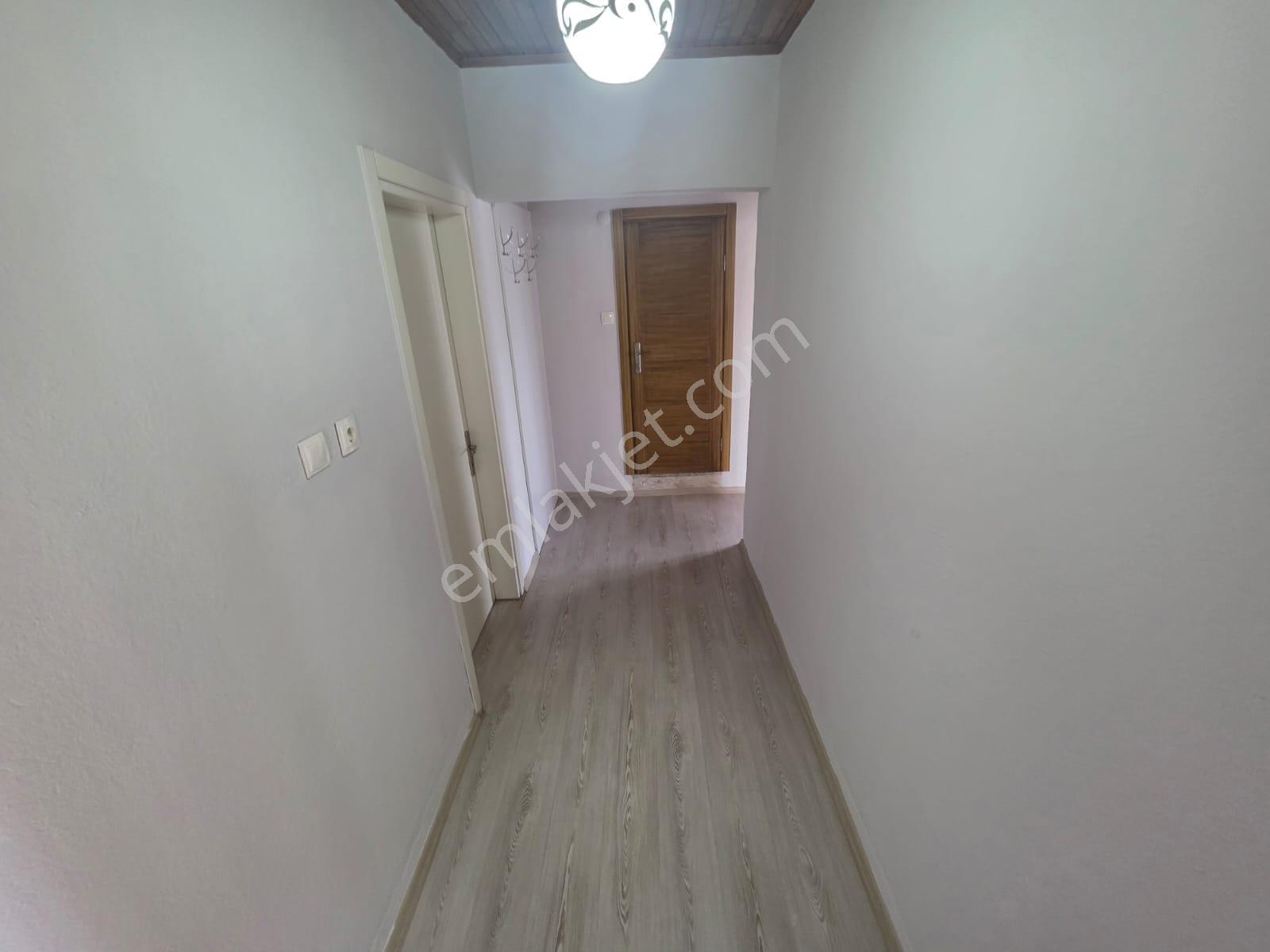 Goldhouse’dan Kiralık Babataşında Eşyalı Müstakil Girişli Geniş 2+1 Daire - Görsel 15