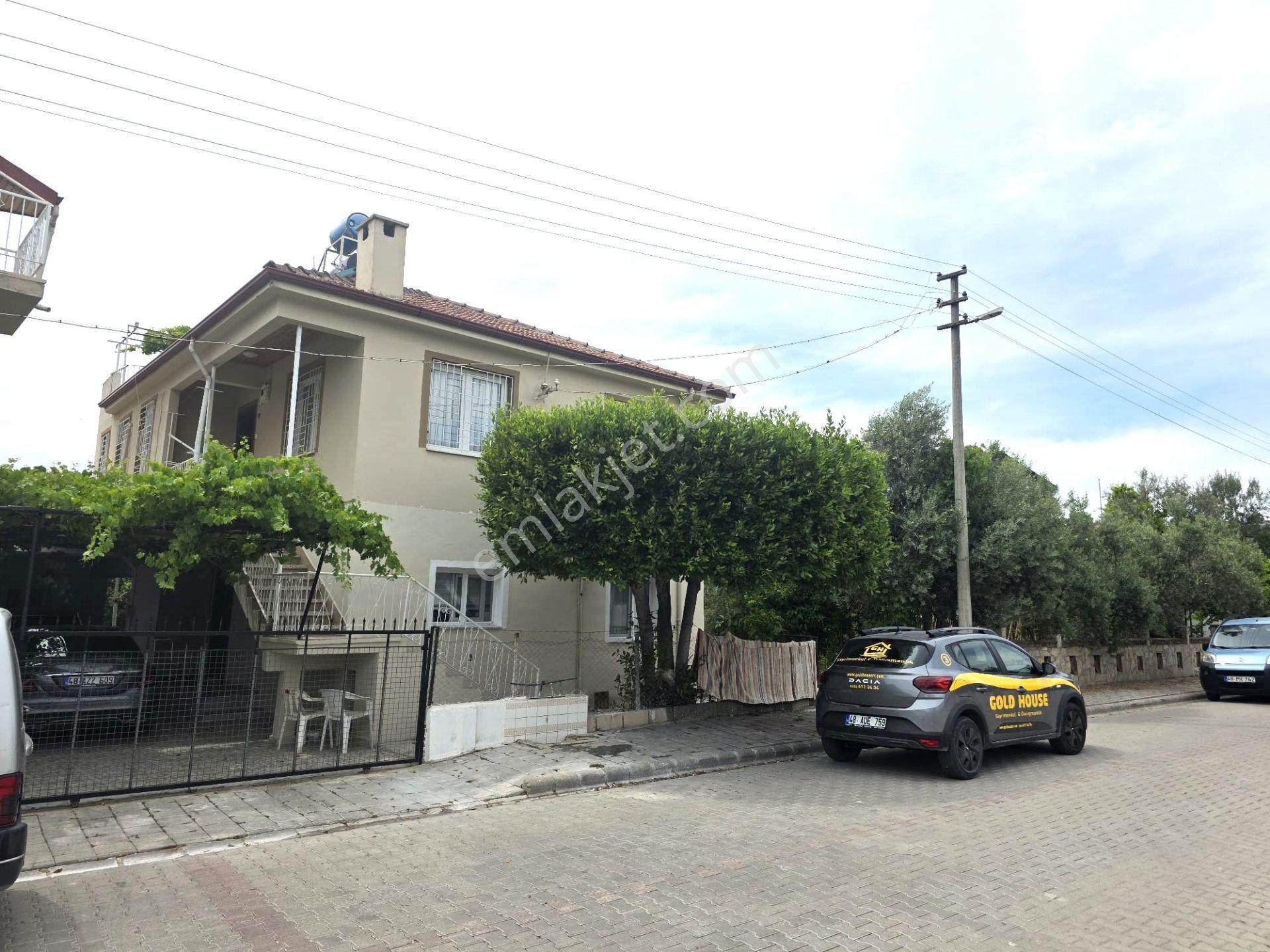 Goldhouse’dan Kiralık Babataşında Eşyalı Müstakil Girişli Geniş 2+1 Daire