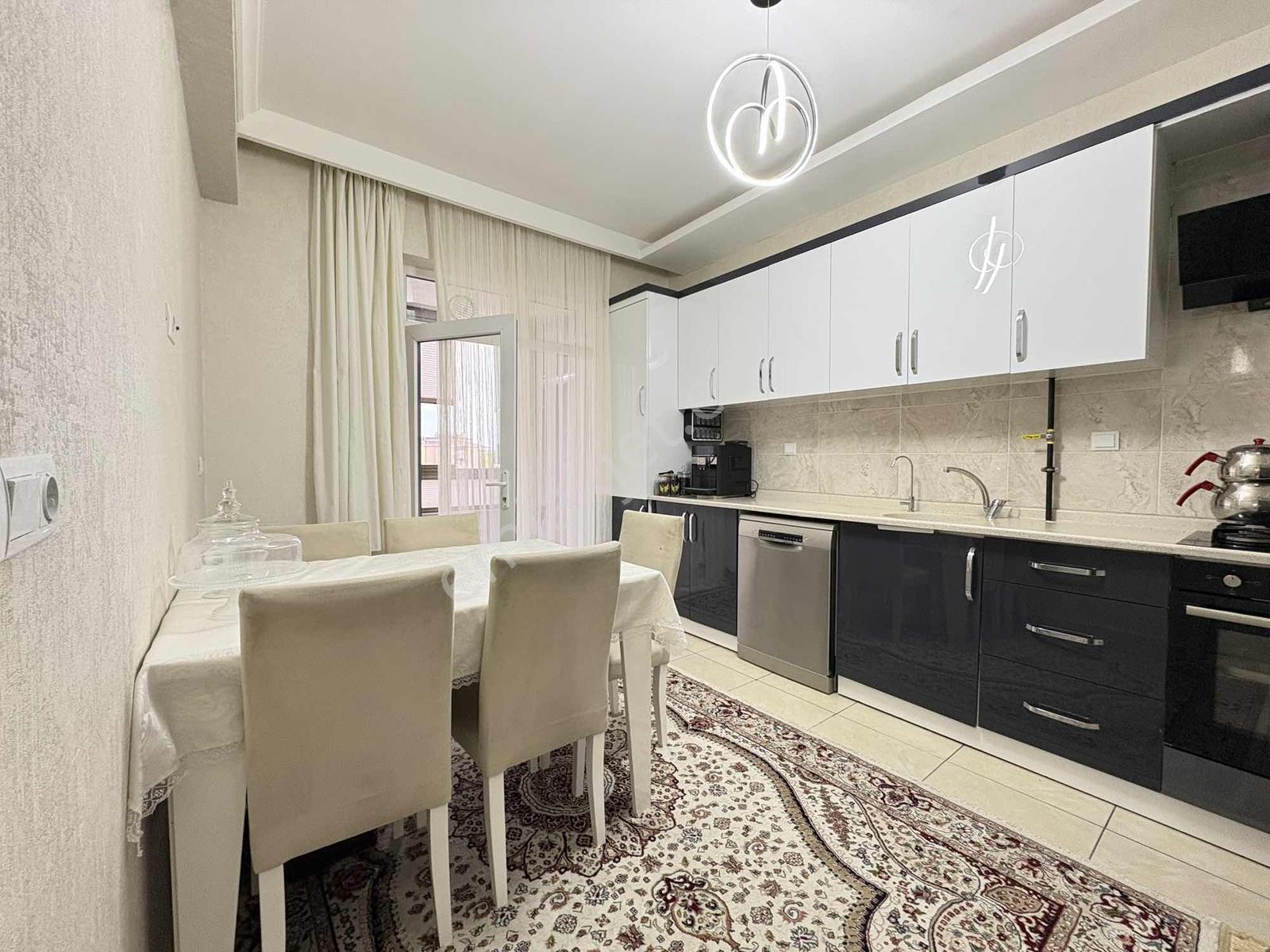 Emirgazi Mah Cadde Üzeri Park Cepheli 3+1 Ara Kat Satılık Daire! - Görsel 20