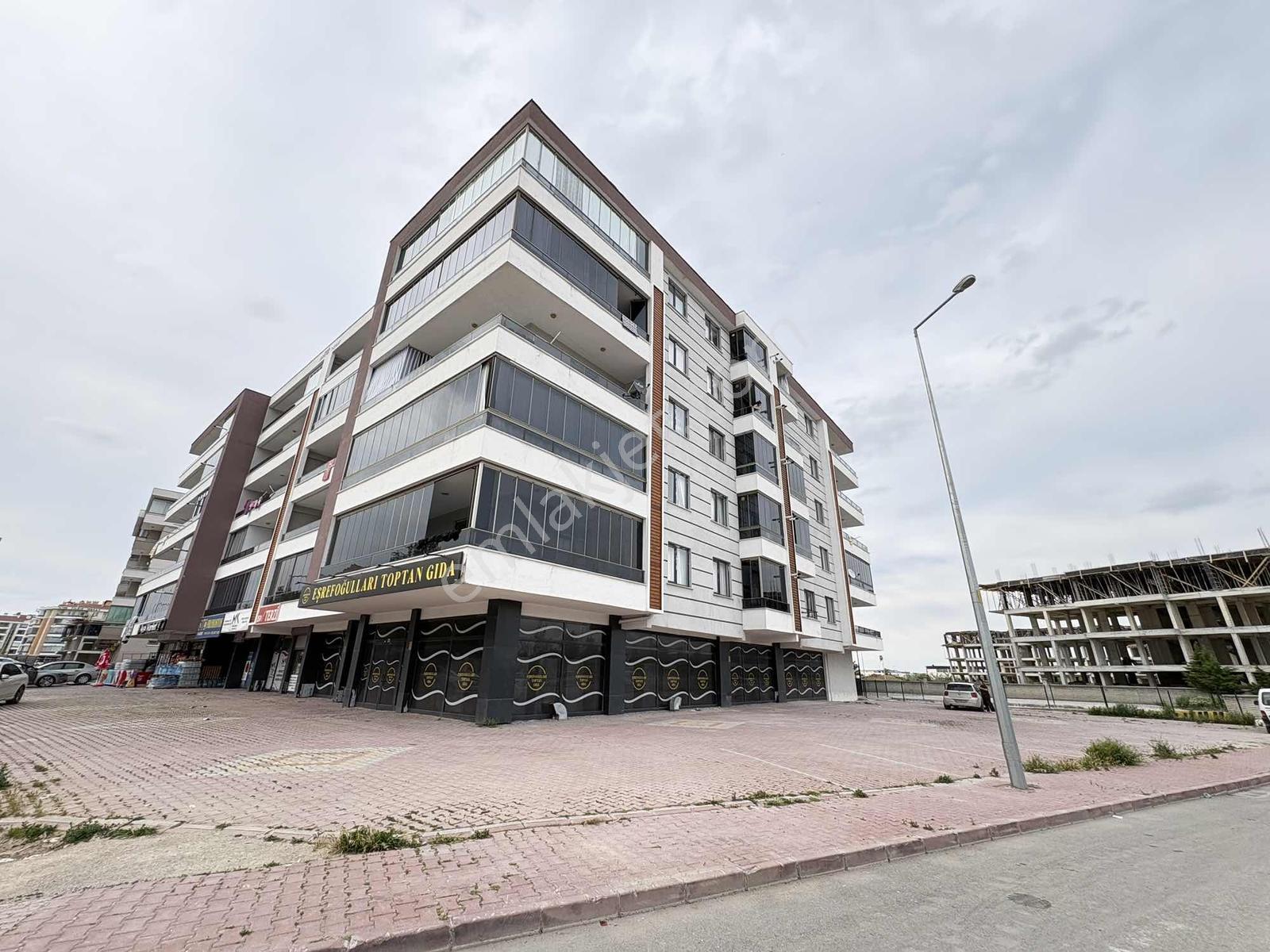 Emirgazi Mah Cadde Üzeri Park Cepheli 3+1 Ara Kat Satılık Daire! - Görsel 16