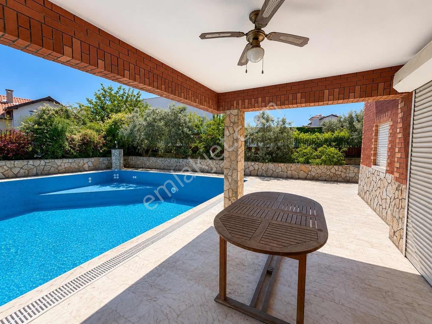 Gemsaz'da Özel Havuzlu Lüks Müstakil Villa Ailenizin Tatil Köyü - Görsel 22