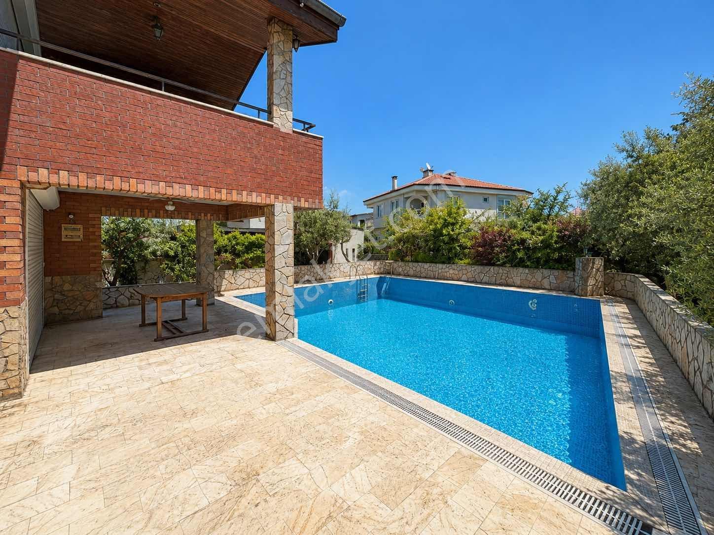 Gemsaz'da Özel Havuzlu Lüks Müstakil Villa Ailenizin Tatil Köyü - Görsel 5