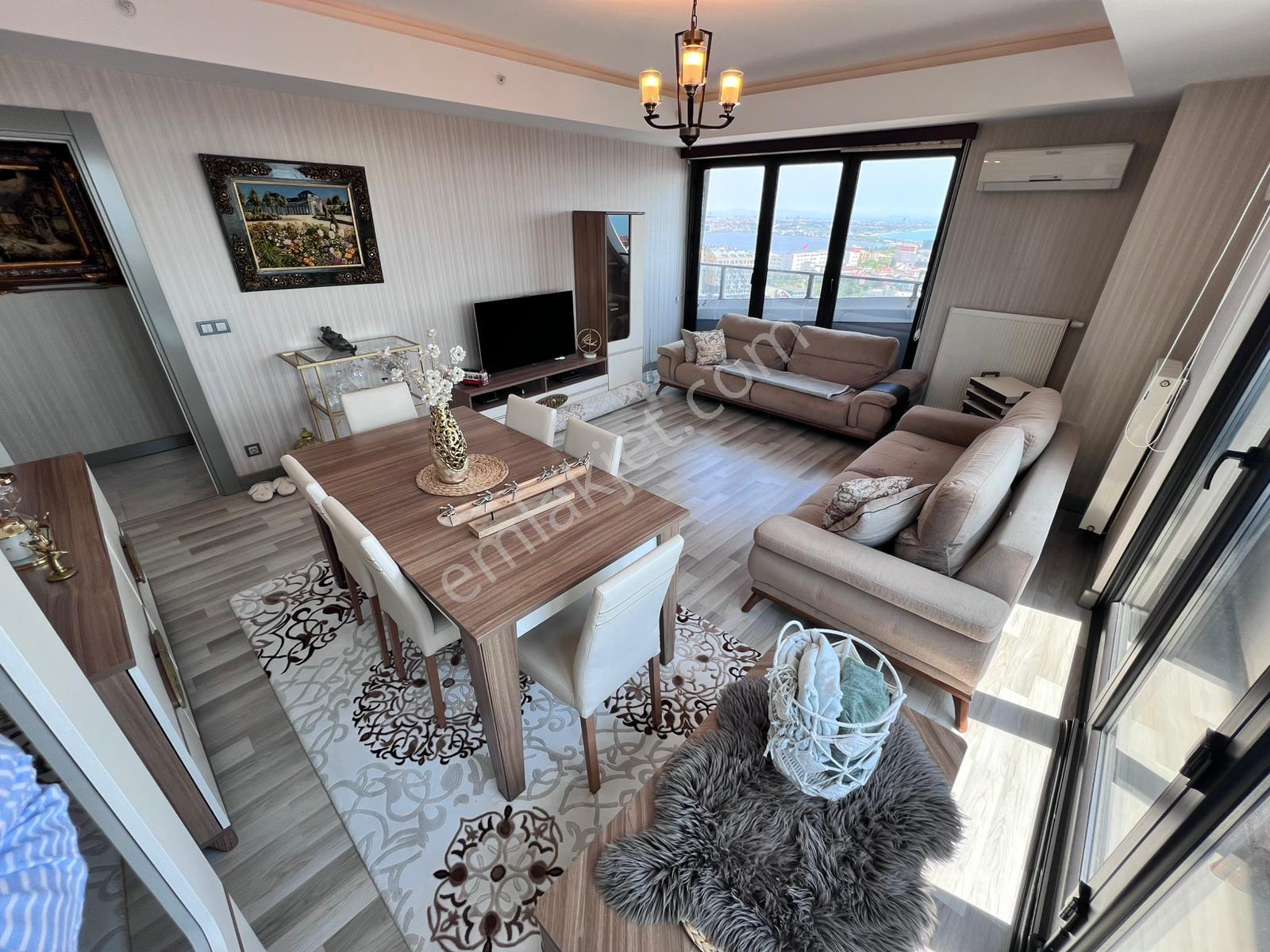 Pegaas'tan Allure Tower'da Göl Deniz E5 Manzaralı Satılık Daire* - Görsel 3