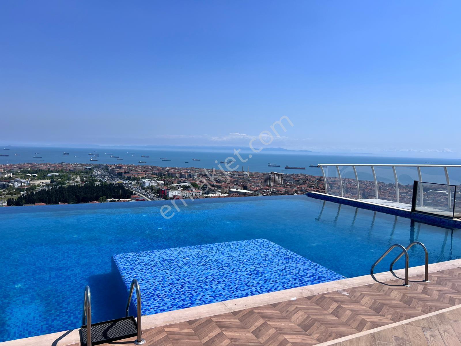 Pegaas'tan Allure Tower'da Göl Deniz E5 Manzaralı Satılık Daire*