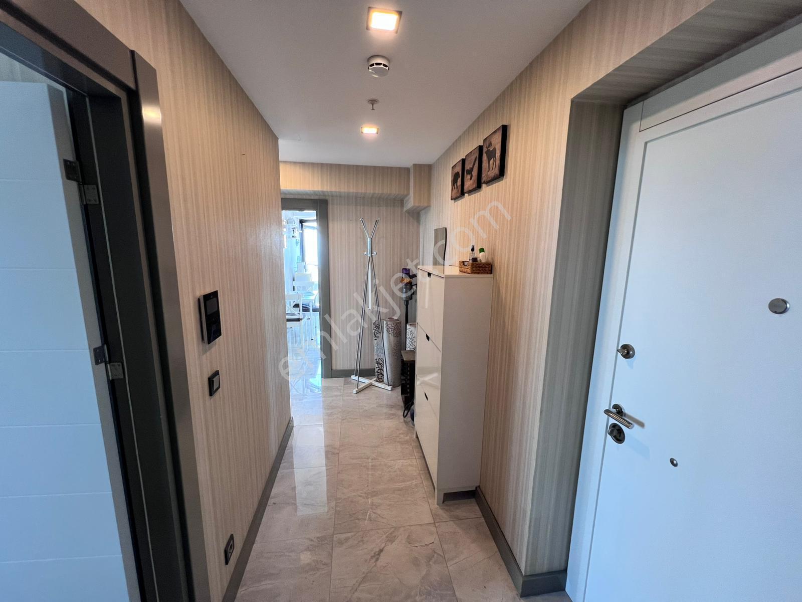 Pegaas'tan Allure Tower'da Göl Deniz E5 Manzaralı Satılık Daire* - Görsel 25
