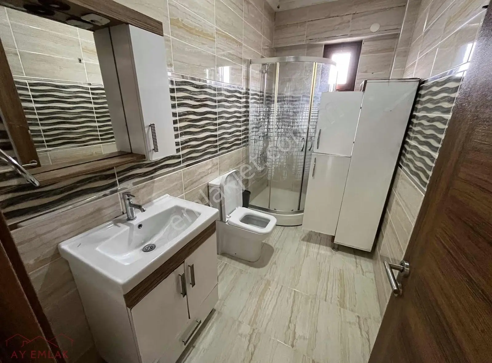 Ay Emlaktan Devlet Hastanesi Karşısı Eşyalı 2+1 Kiralık Daire. - Görsel 4