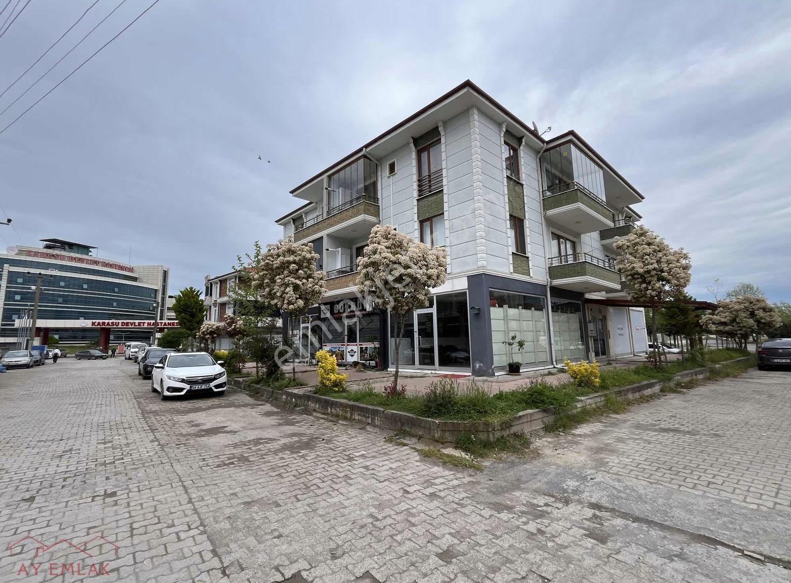 Ay Emlaktan Devlet Hastanesi Karşısı Eşyalı 2+1 Kiralık Daire.