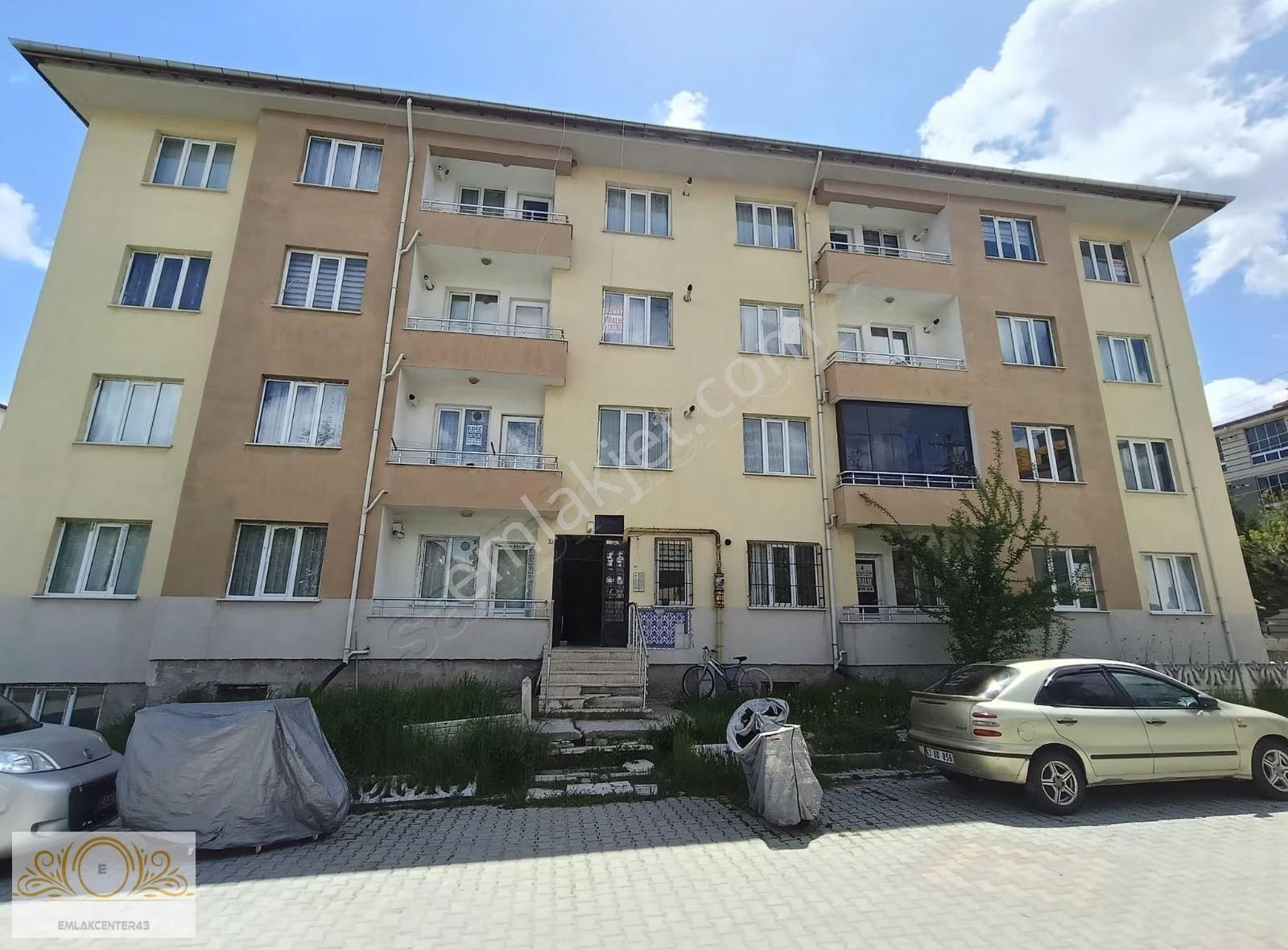Emlak Centerden Sporkentte Satılık 1+1hesaplı Daire