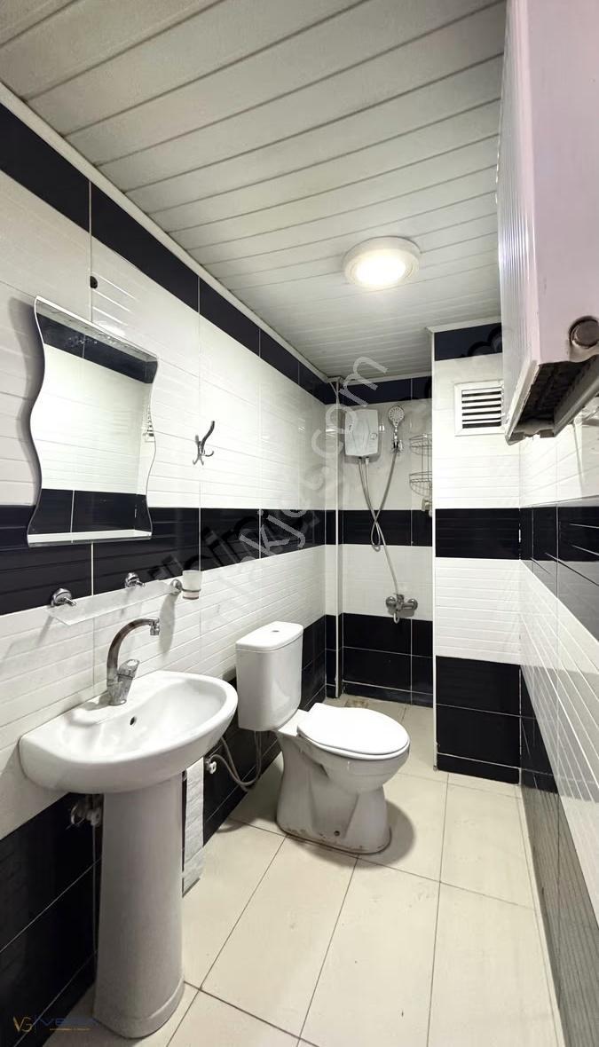Binevler Mah. 65m2 Teraslı,3 Cepheli, 1+1 Satılık Daire - Görsel 2