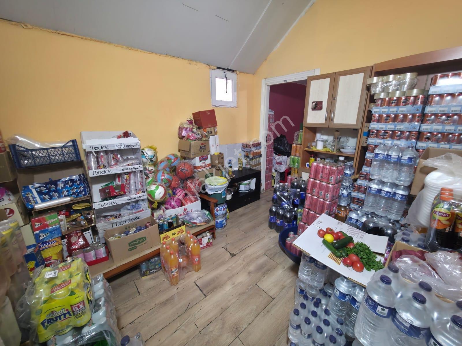 Rw Nest'ten Sakarya 1 Caddesini Gören Devren Kiralık Market - Görsel 16