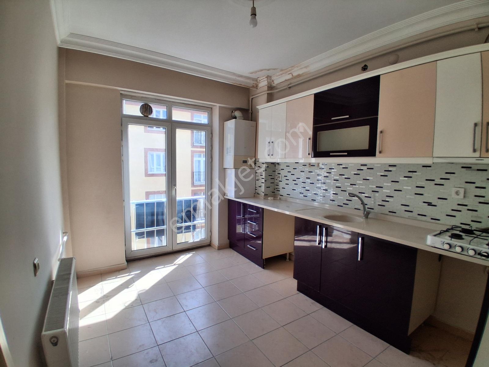 Rw Nest'ten Bahçelievler Mahallesinde Bakımlı 2+1 Kiralık Daire - Görsel 6